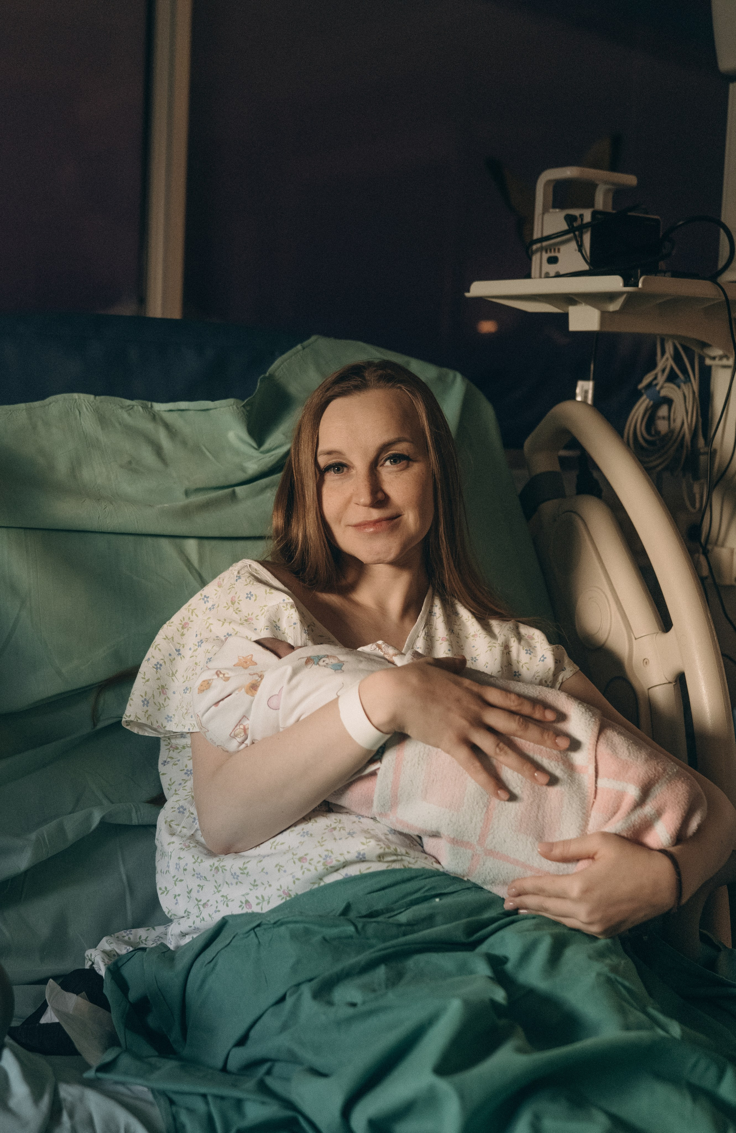 Партнерские роды в Москве в роддоме 8 Выхино. Семейный, ньюборн фотограф, фотограф на роды в Москве, Виктория Тюльдюкова