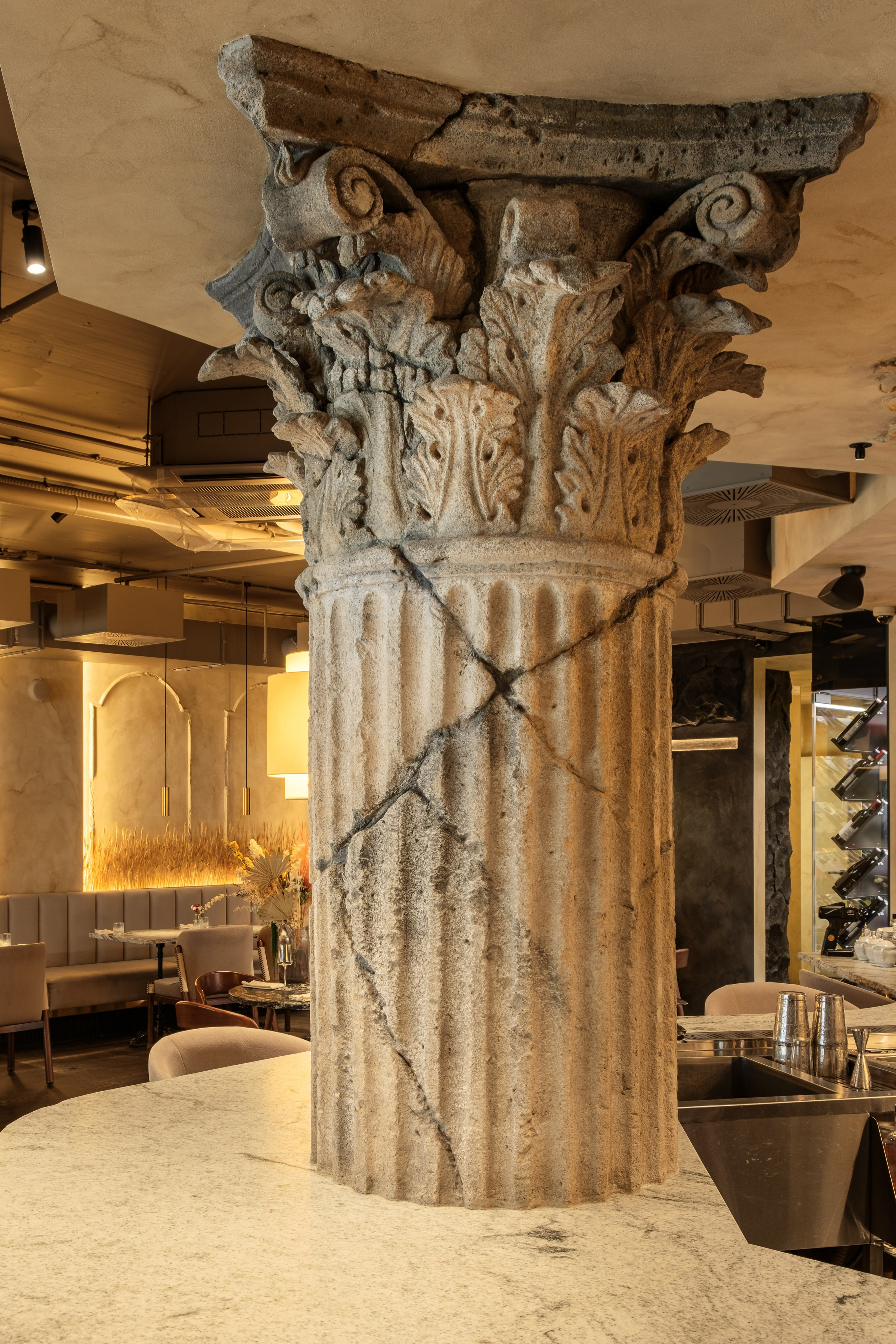 Колонна в баре Tetto