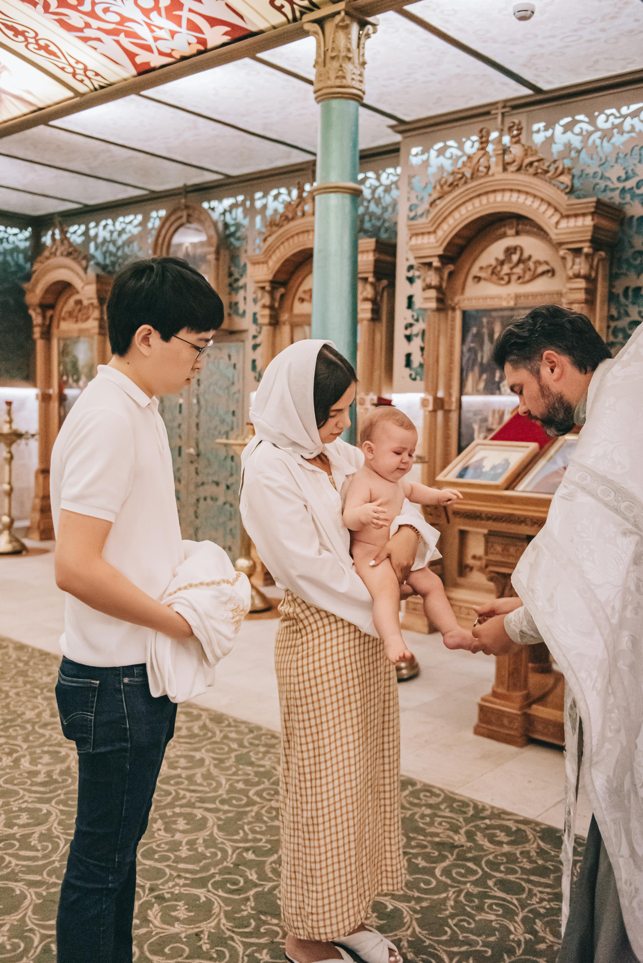 Крещение Василисы. Фотограф в Краснодаре Зеленкина Дарья