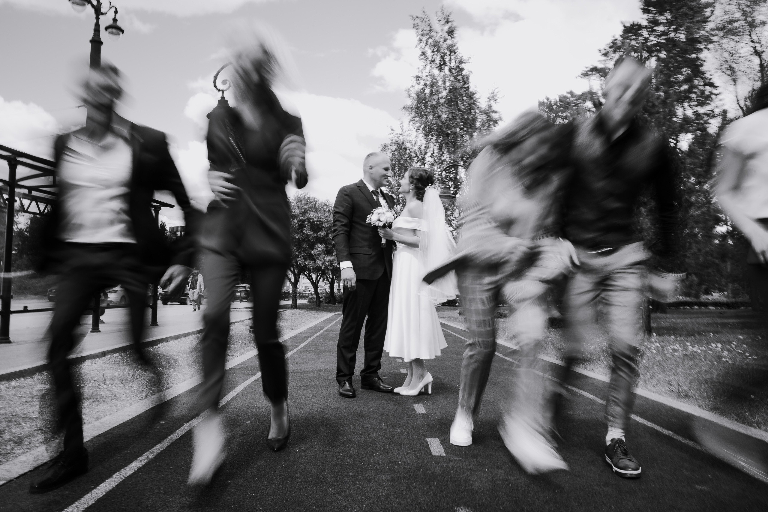 Пасмурно, гости, лимузин. Креативный и женский Фотограф Омске Наталья Лебедева