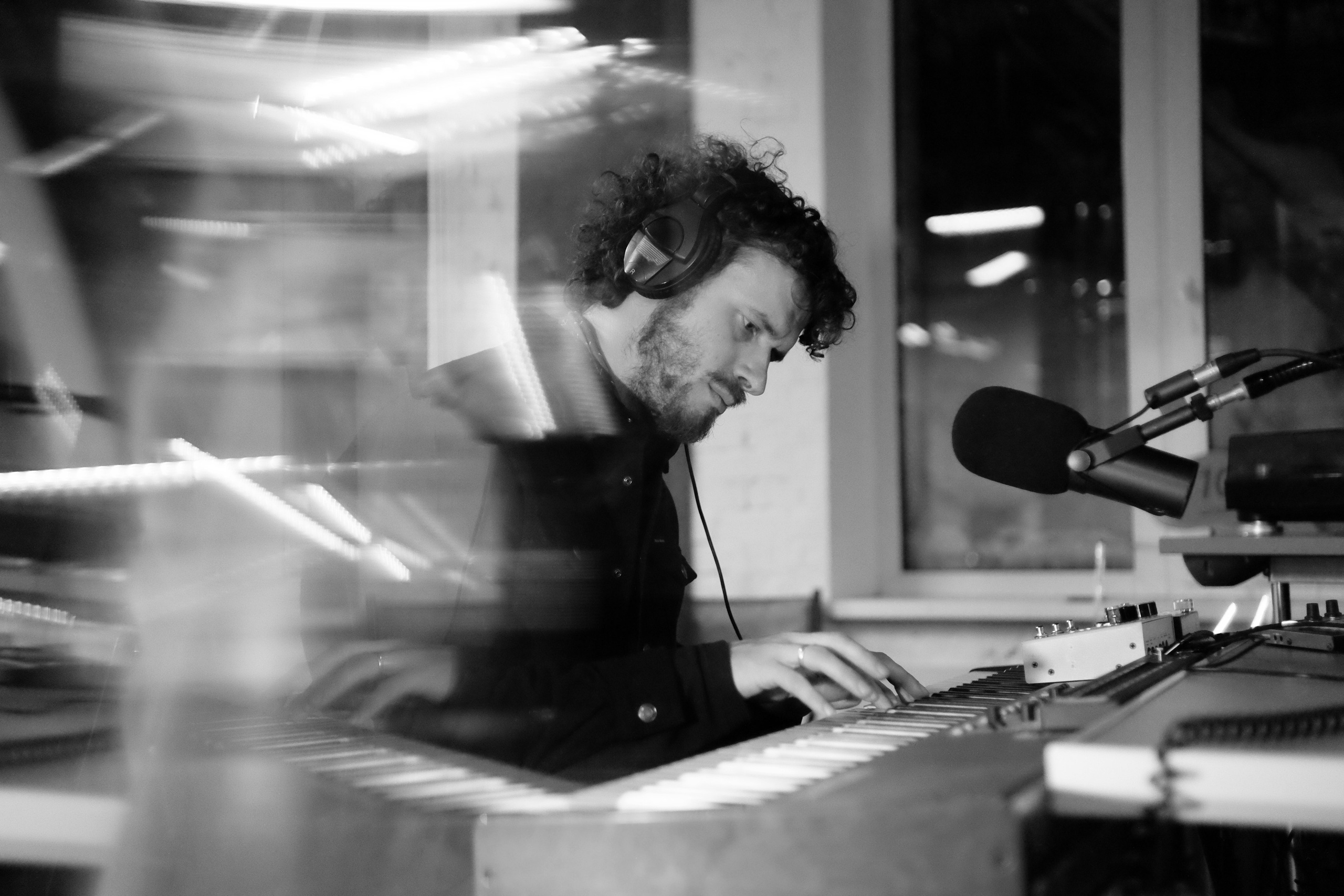 Dima Ustinov/ Silver Rain/ 2026. Анна Федо Фото