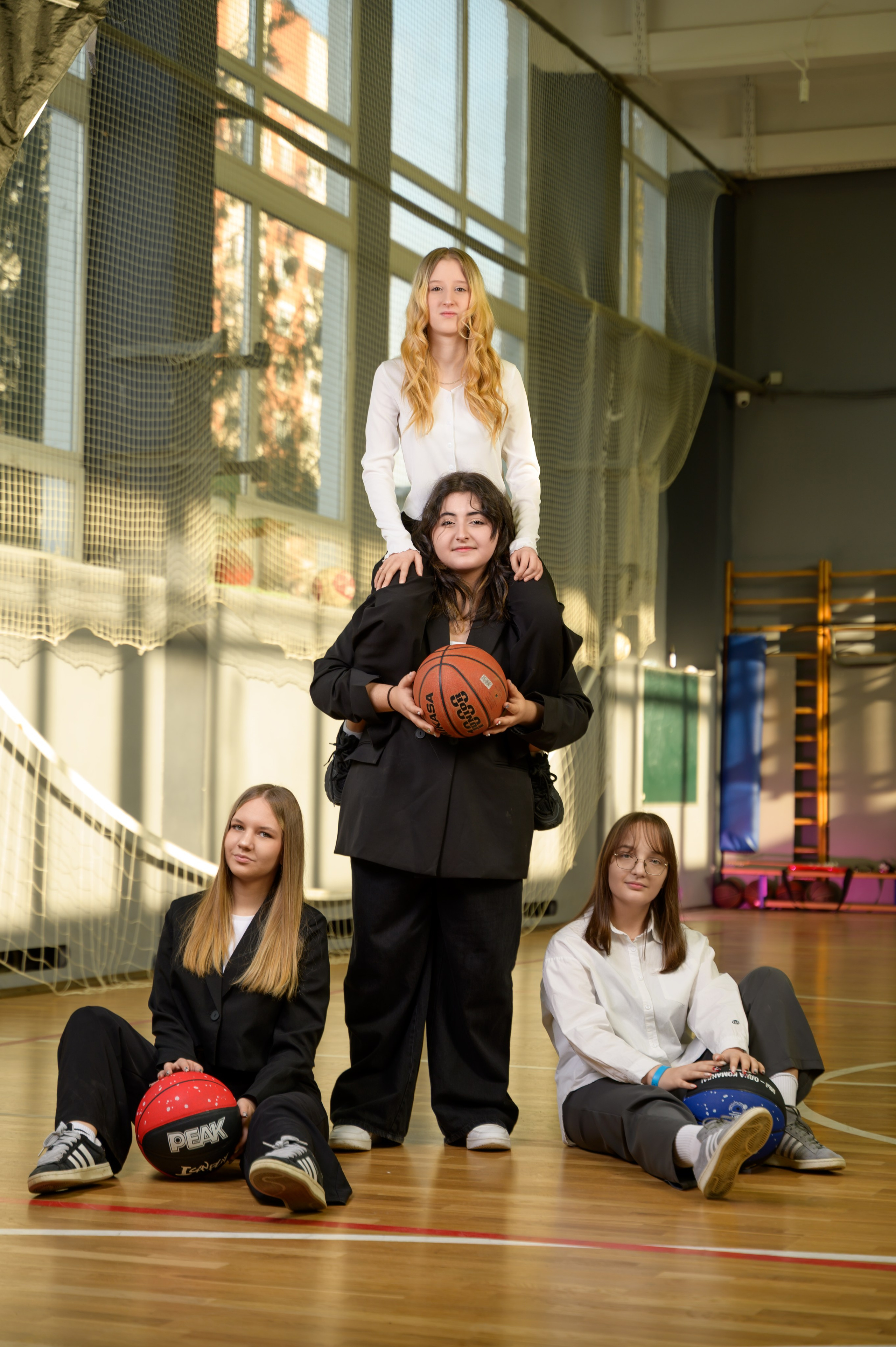 Репортажно — постановочные. Выпускные альбомы в Москве и Подмосковье