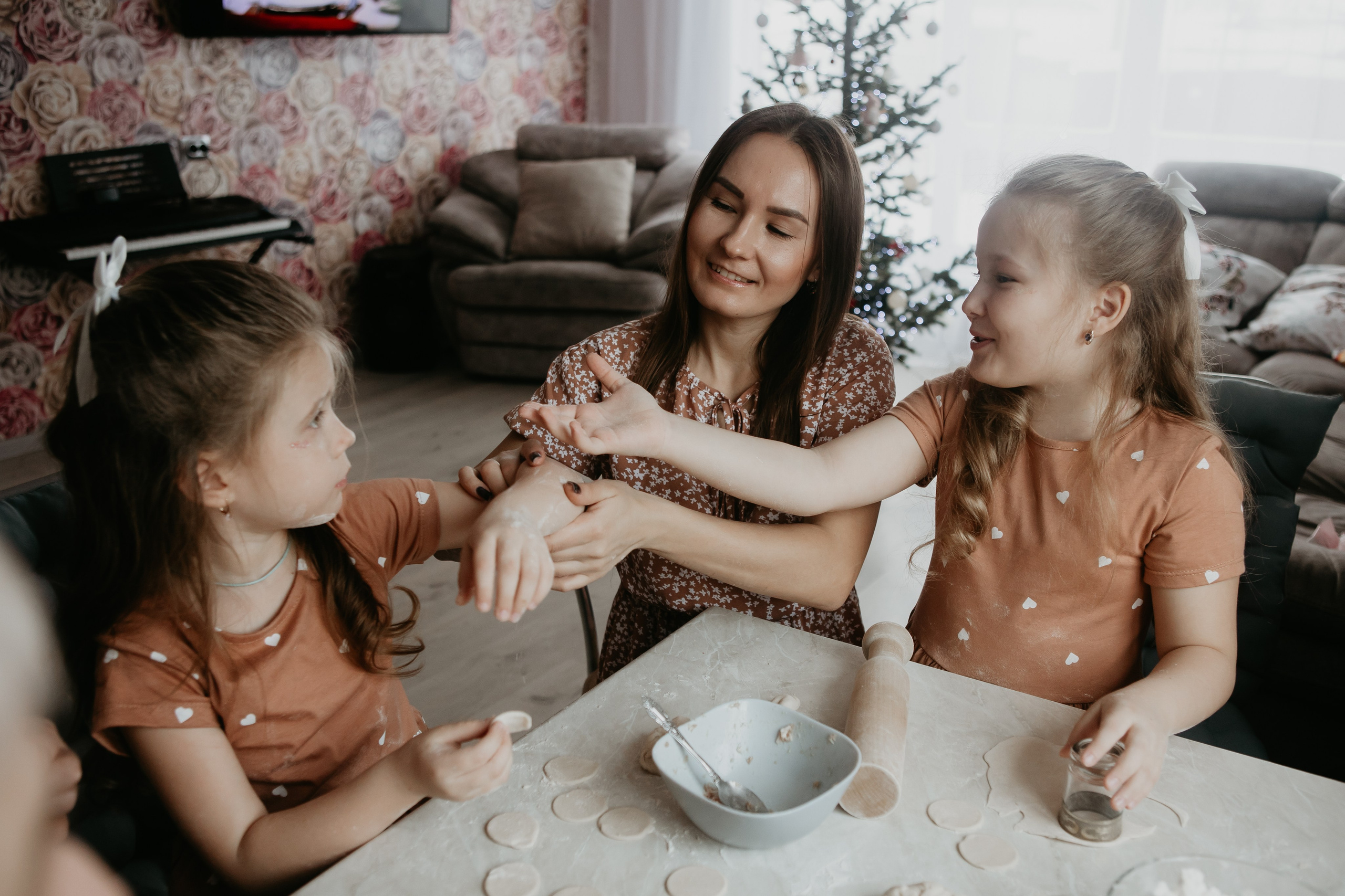 Семья Дарьи. Домашняя съемка. Свадебный, семейный фотограф. Выпускные альбомы в Коченёво / Новосибирск. Наталья Байкуш