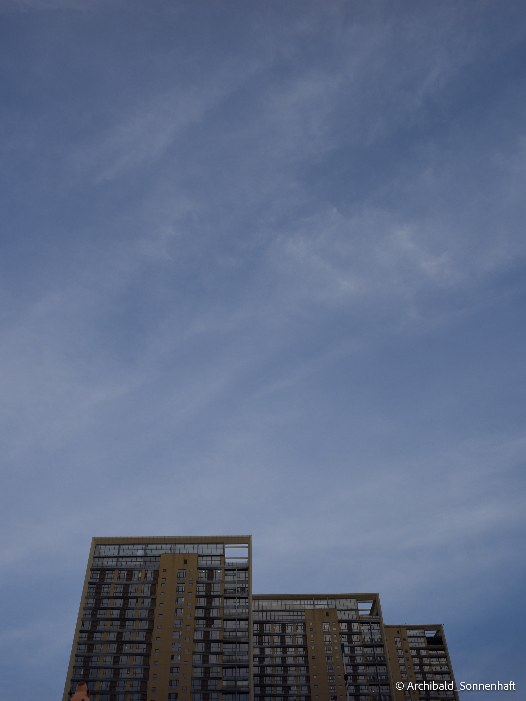 Office environs. Photographer in Guangzhou, China. Archibald Sonnenhaft