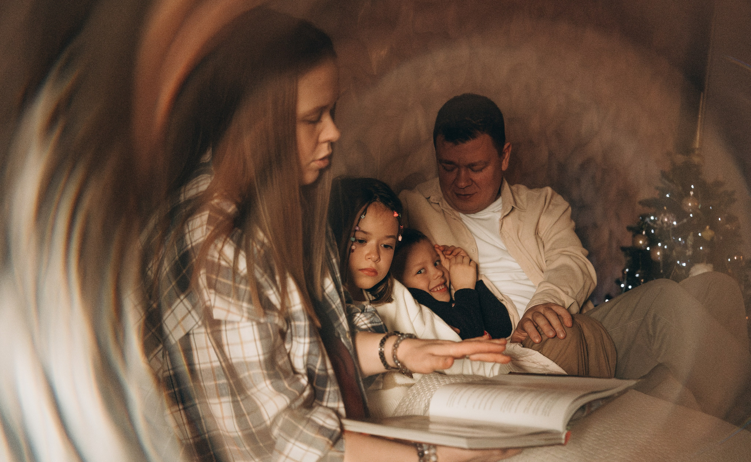 Домашняя Новогодняя фотосессия. Семейный, ньюборн фотограф, фотограф на роды в Москве, Виктория Тюльдюкова