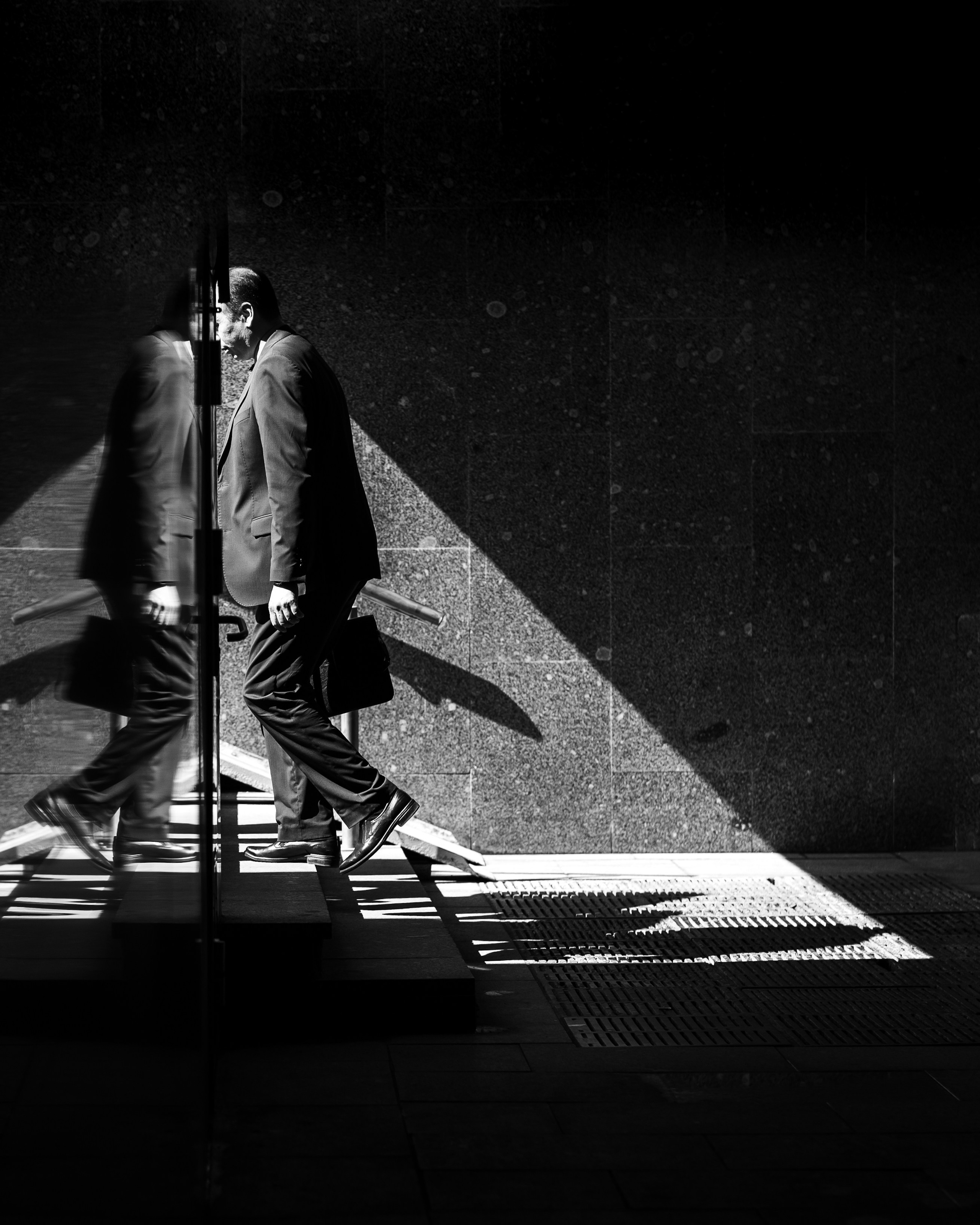 Если ты на Земле — звони