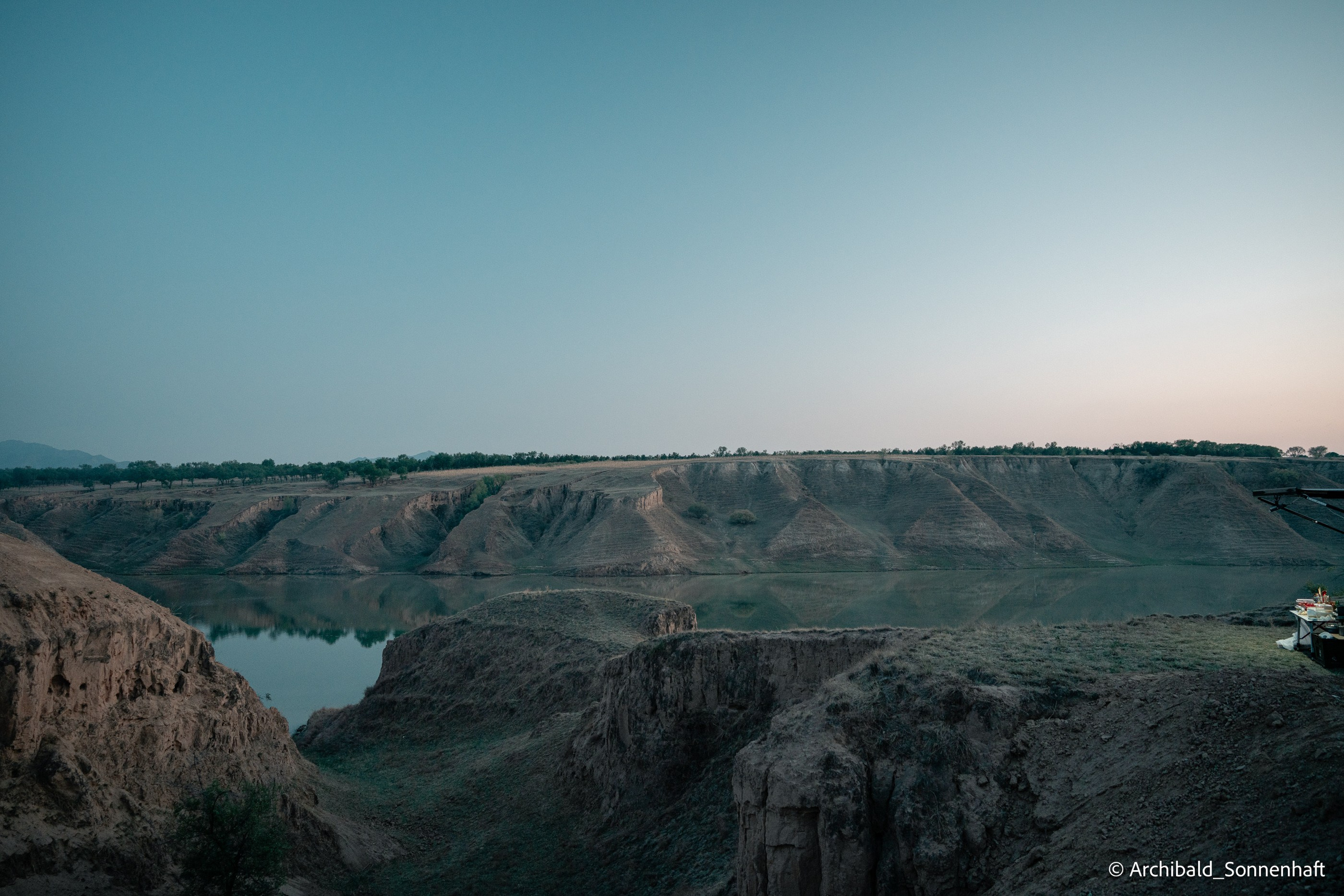Auto-trip to Datong, Camp. Photographer in Guangzhou, China. Archibald Sonnenhaft