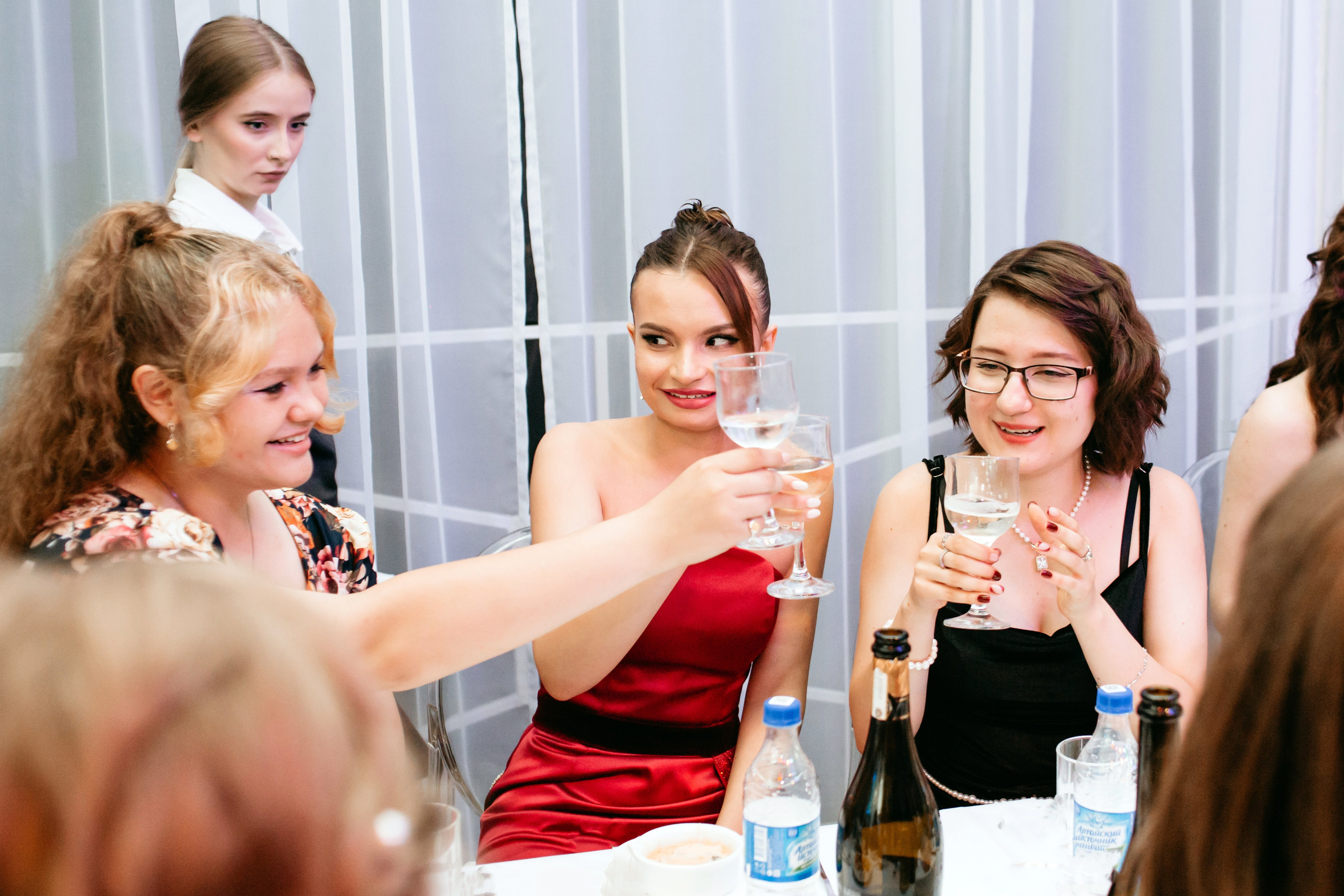 Выпускной 2025 (41 школа) 11 класс. Фотограф в Челябинске Ополихина Анна