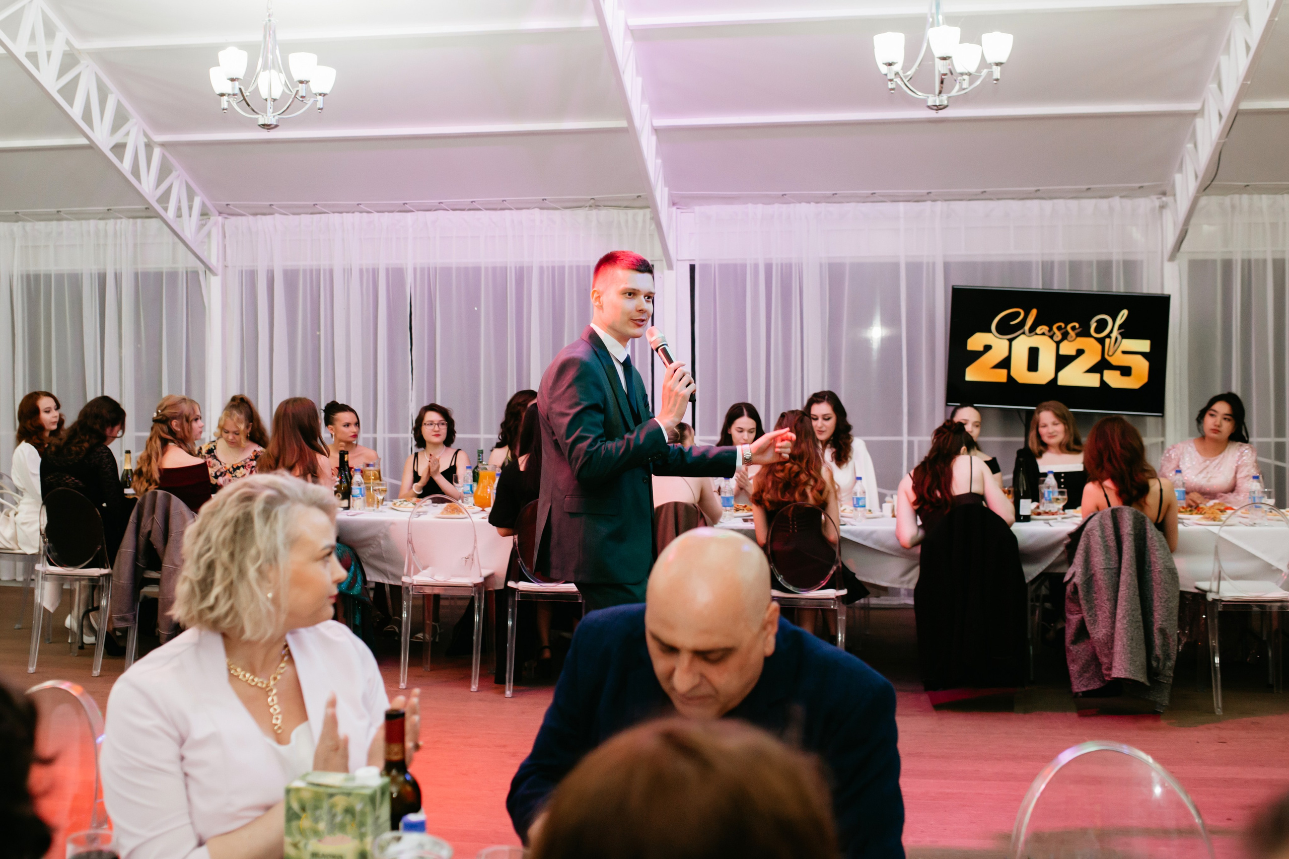 Выпускной 2025 (41 школа) 11 класс. Фотограф в Челябинске Ополихина Анна