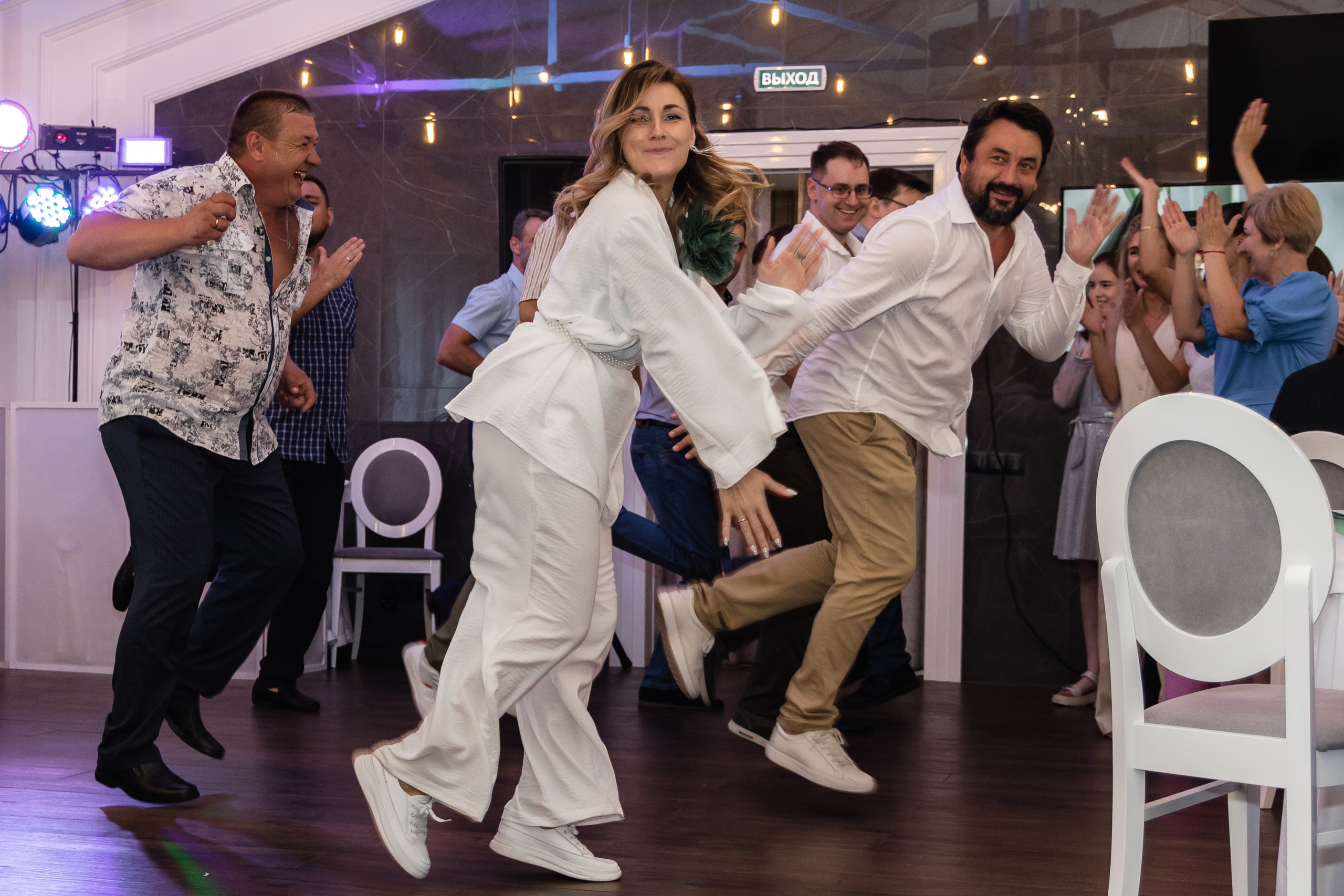 Алёна и Денис (полный день). Фотограф в Барнауле Юлия Садвокасова