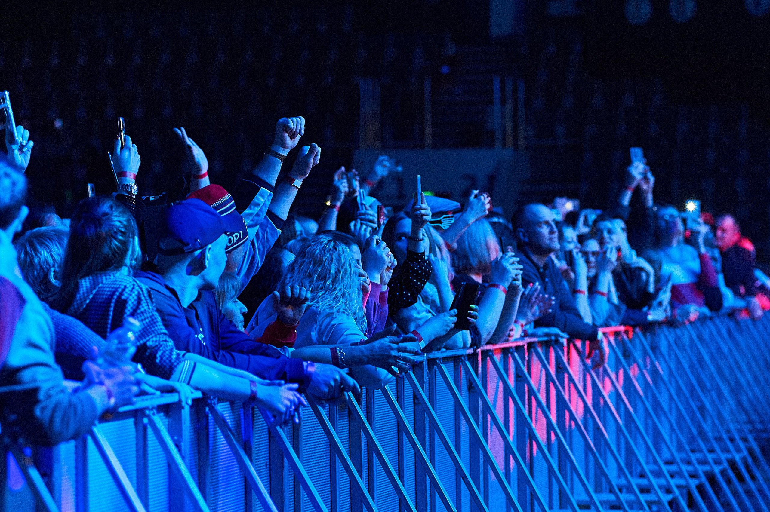 Супердискотека 90-х в Красноярске RECORD. Фотограф Москва Concerts photo / Fashion photо