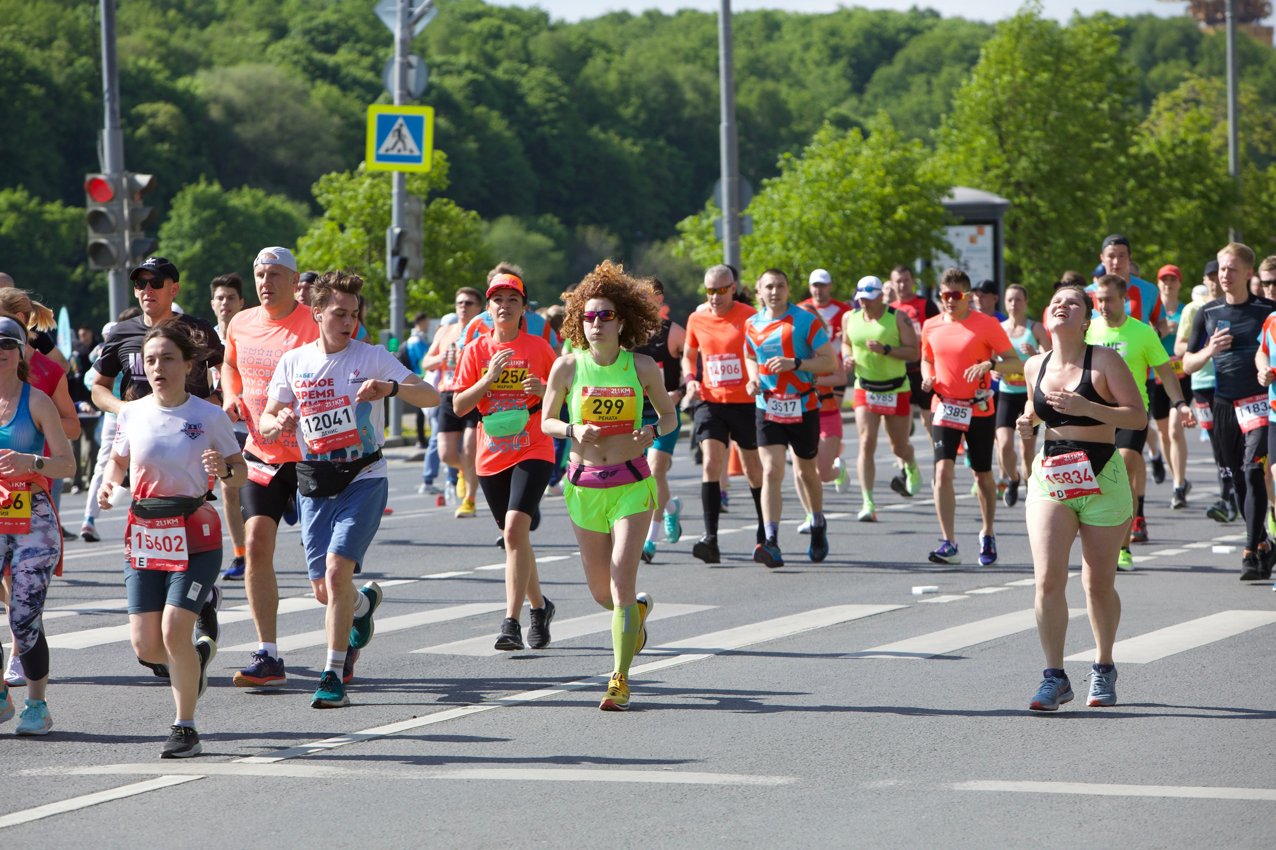 Московский полумарафон, 14 мая 2023 года. Фотограф Сергей Ловкий