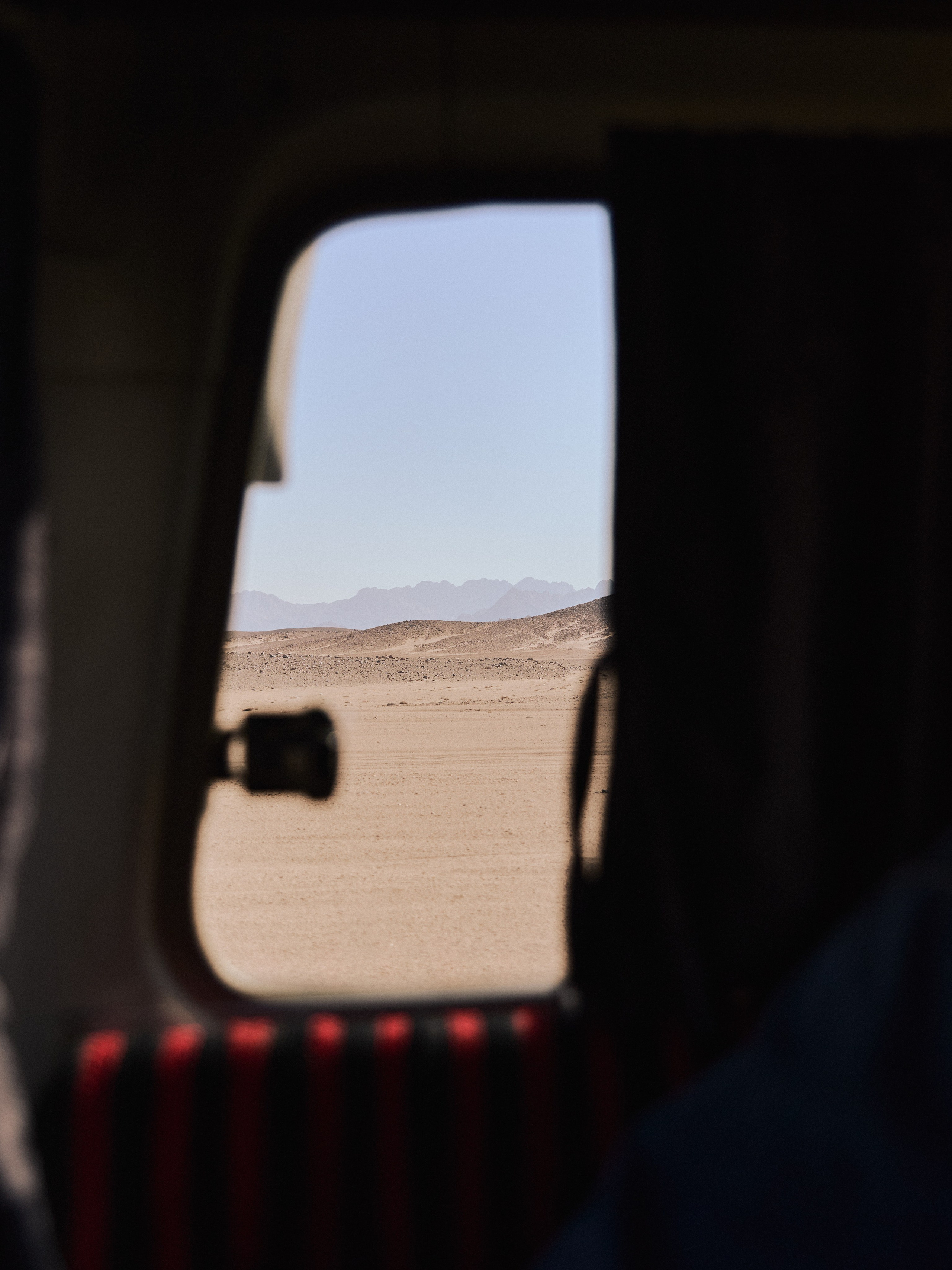 Под крышей. Jorgis — фотограф в Хургаде / обучение фотографии