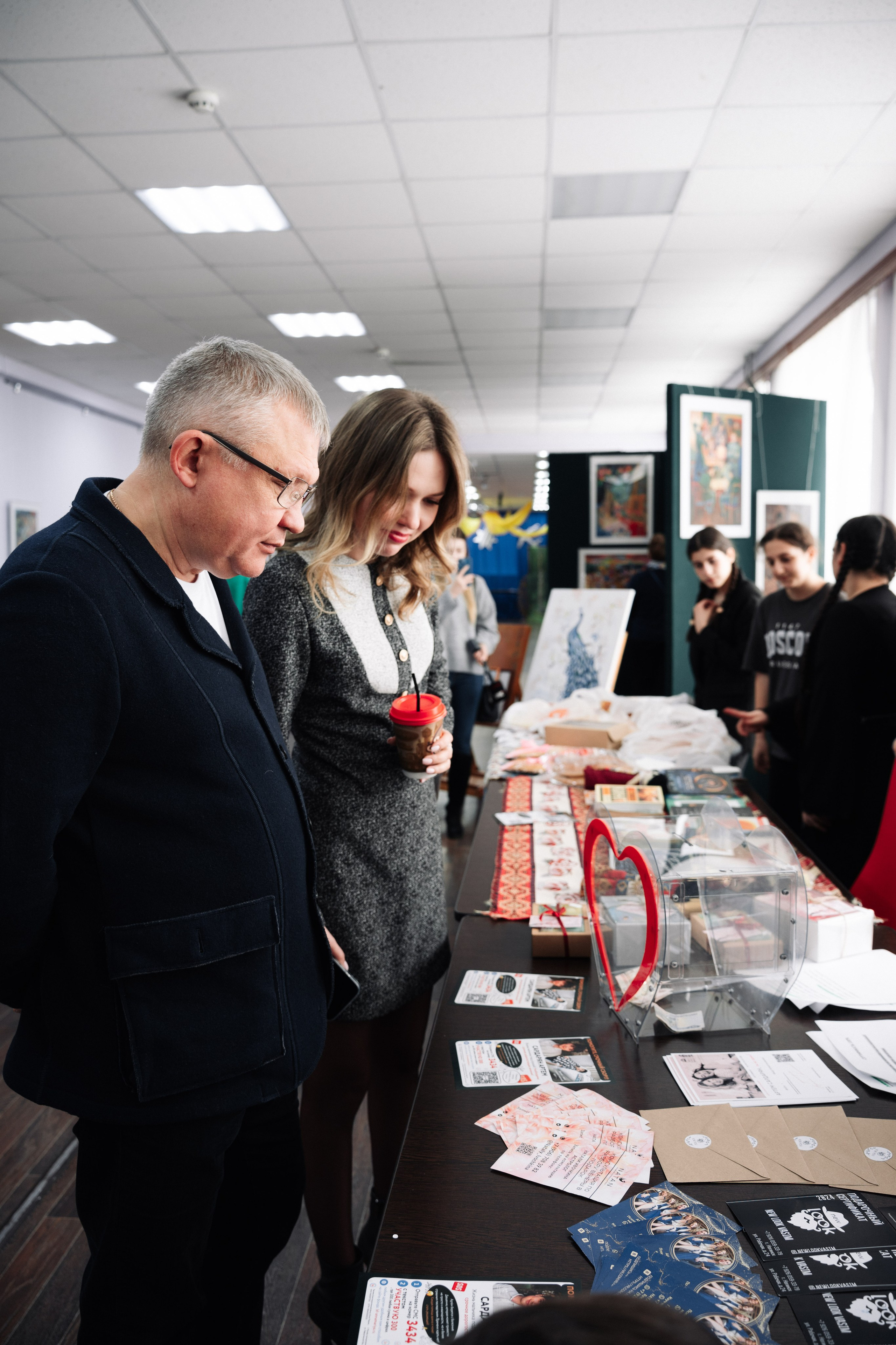 Благотворительный концерт в помощь Артему Сардаряну. Фотограф Артем Севостьянов. Профессиональная фотосъемка в Ногинске, Москве, Московской области и за границей