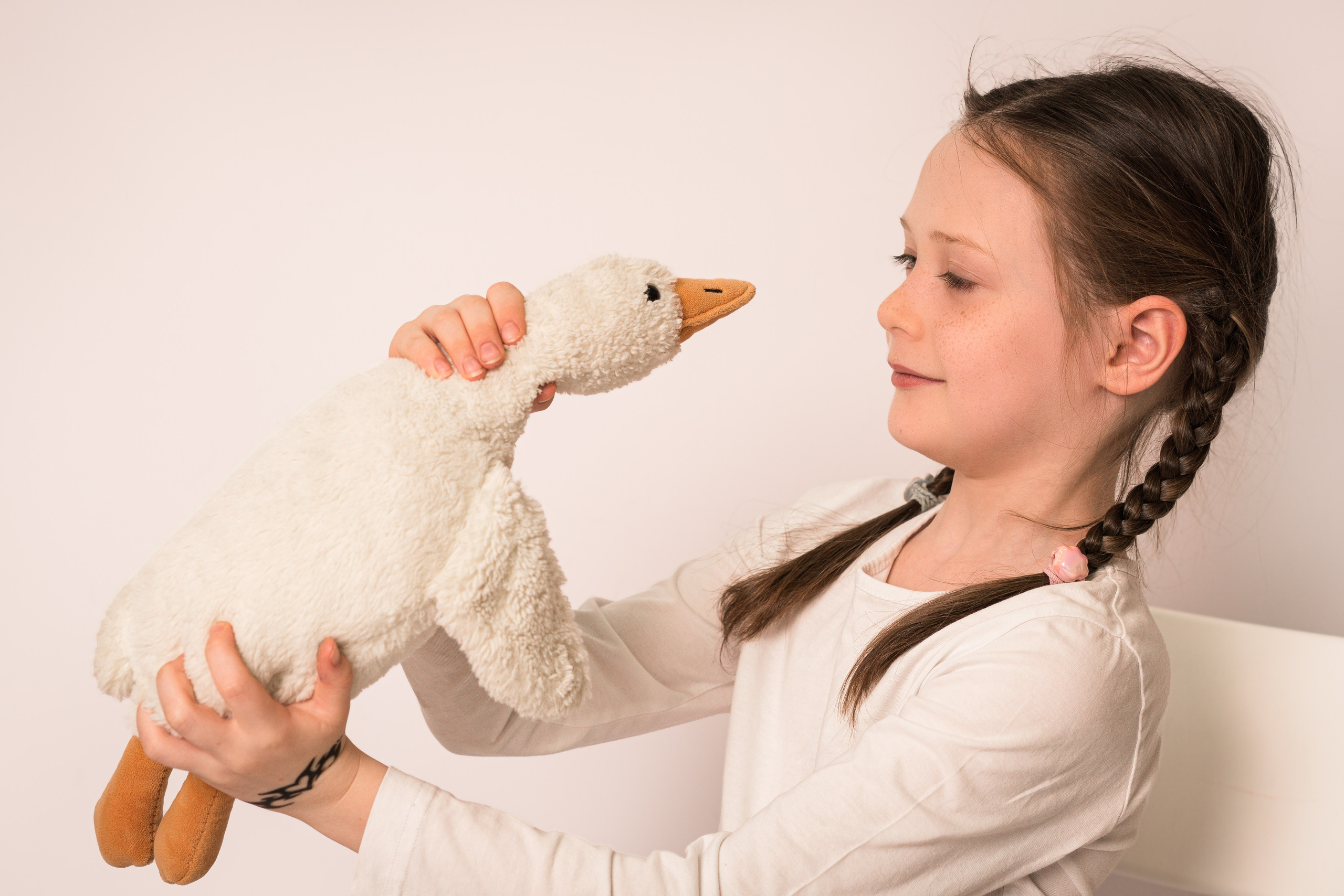 Детский сад, портреты белый фон. Фотограф Шунова Саша