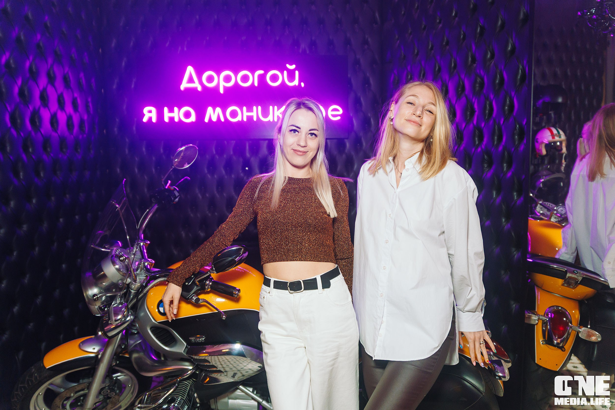 Фоторепортаж из караоке-клуба Белгравия. One Media Life: фоторепортажи, фотоотчеты с мероприятий и заведений