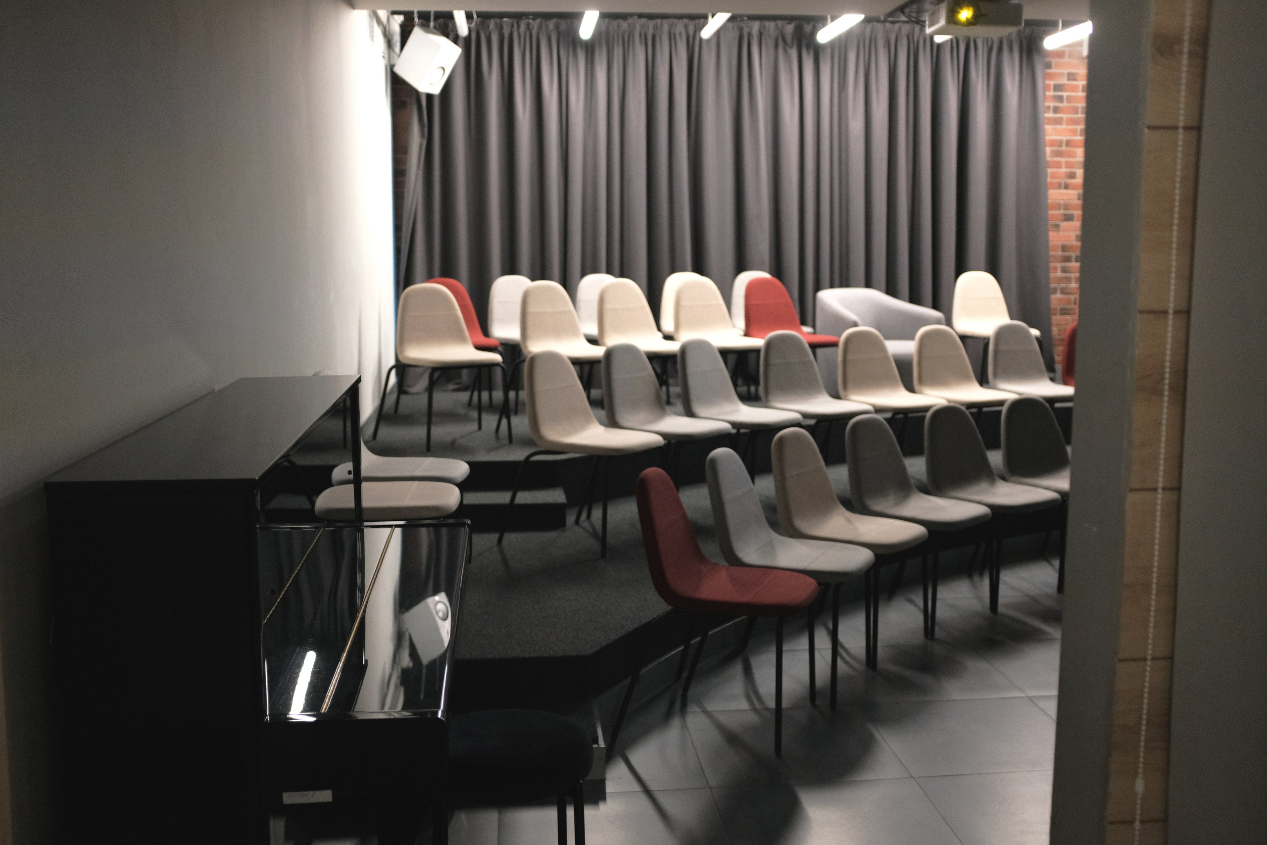 Открытие выставки «человек космический». Репортажный фотограф в Санкт-Петербурге Даниил Могута