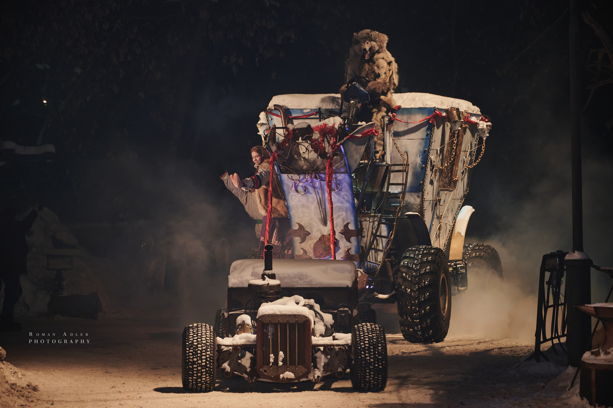 Новогодняя сказка от Ночных волков. Фотограф Роман Адлер