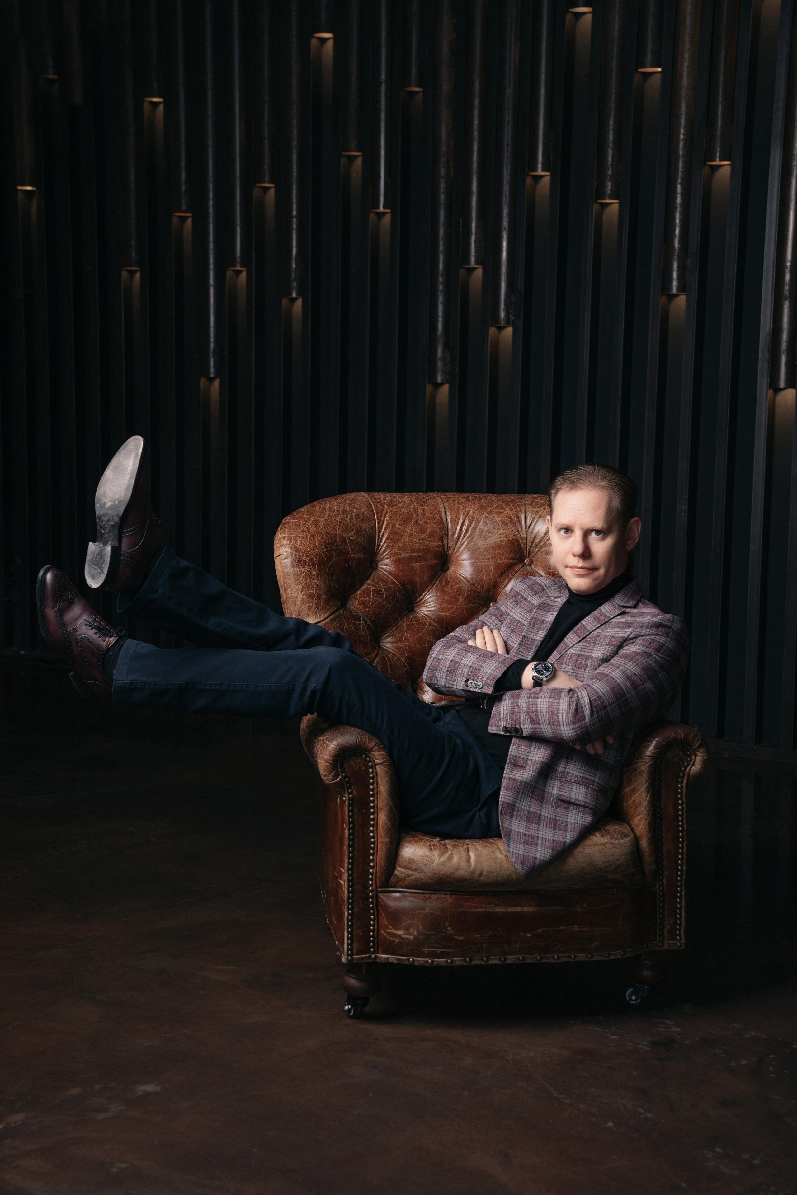 Бизнес фотосессия коуча Дмитрия Ощепкова