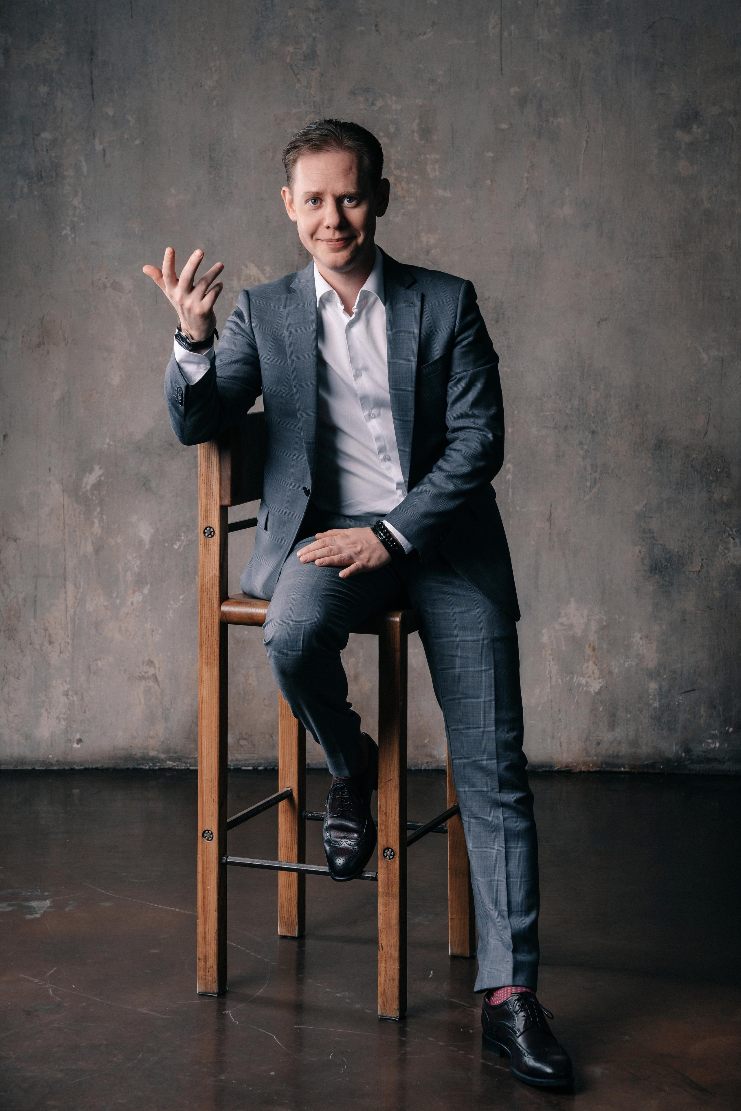 Бизнес фотосессия коуча Дмитрия Ощепкова