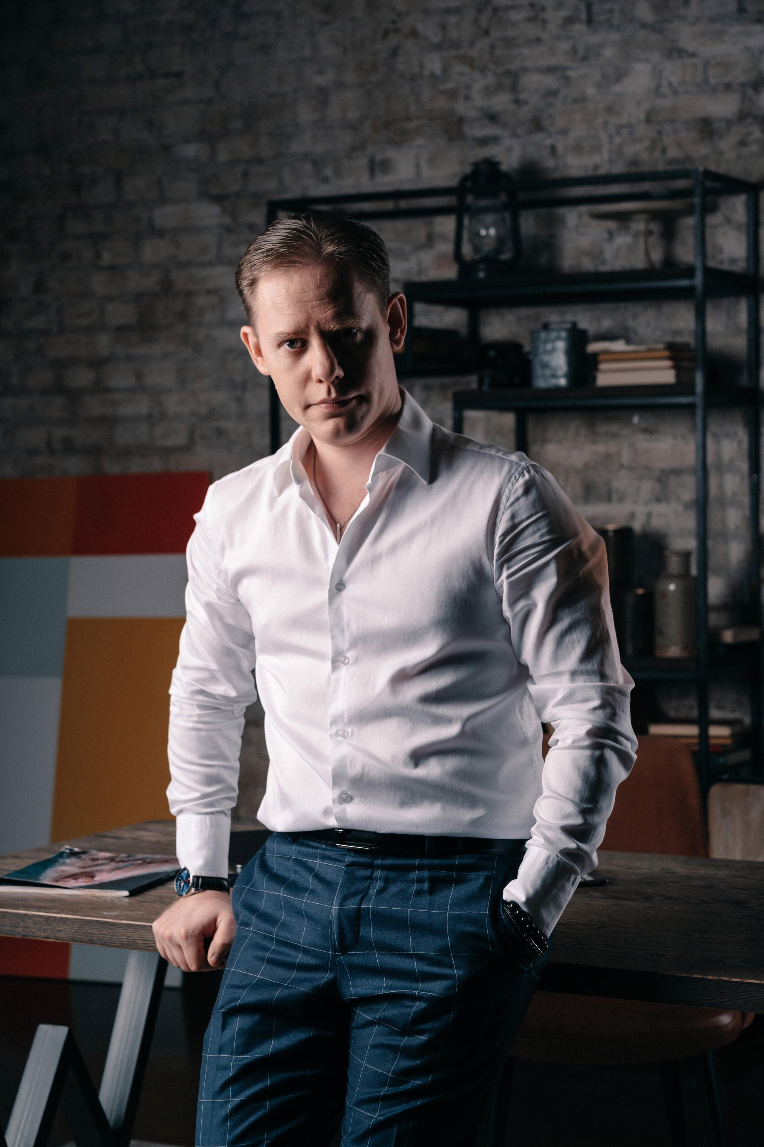 Бизнес фотосессия коуча Дмитрия Ощепкова