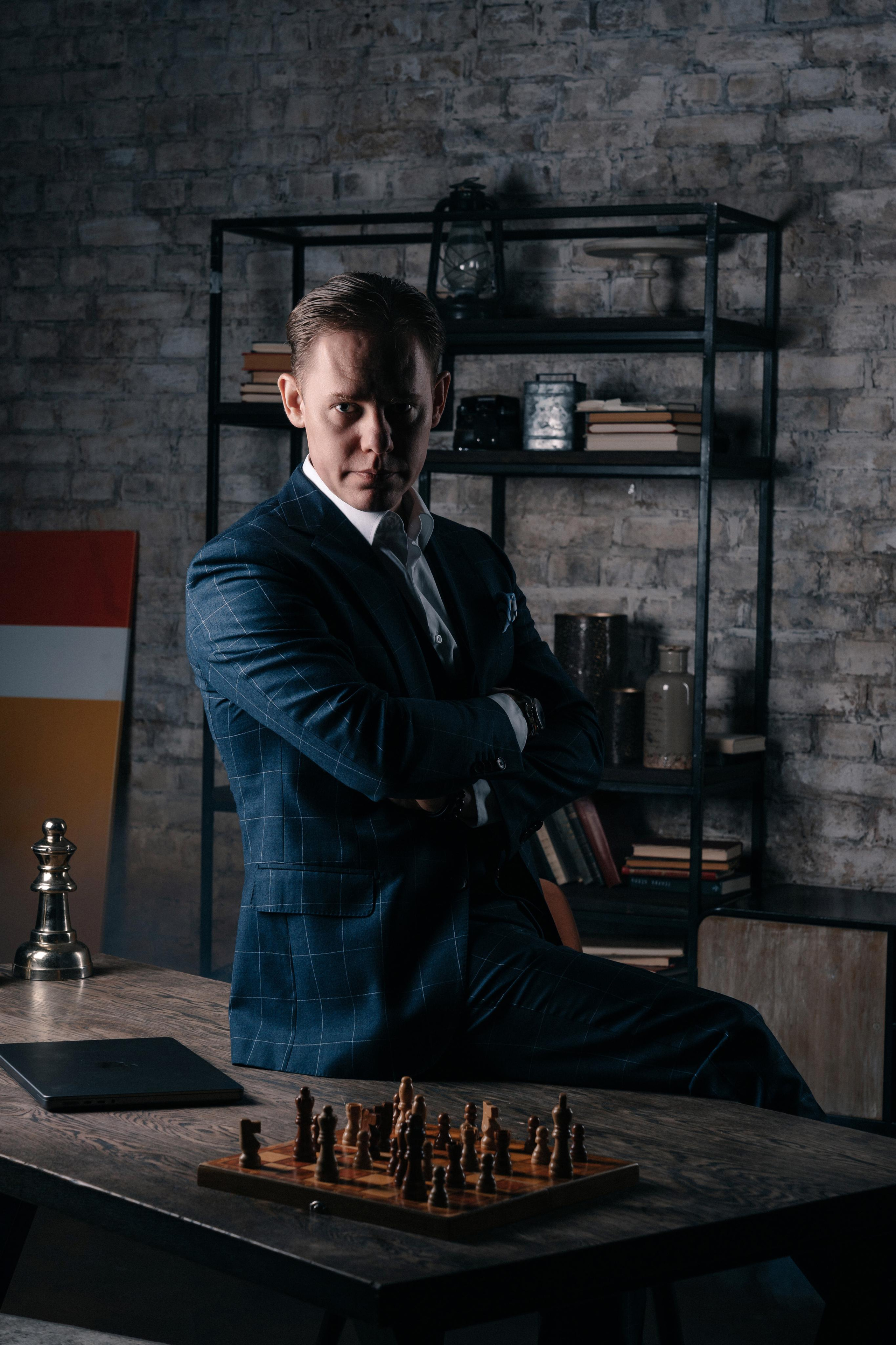 Бизнес фотосессия коуча Дмитрия Ощепкова