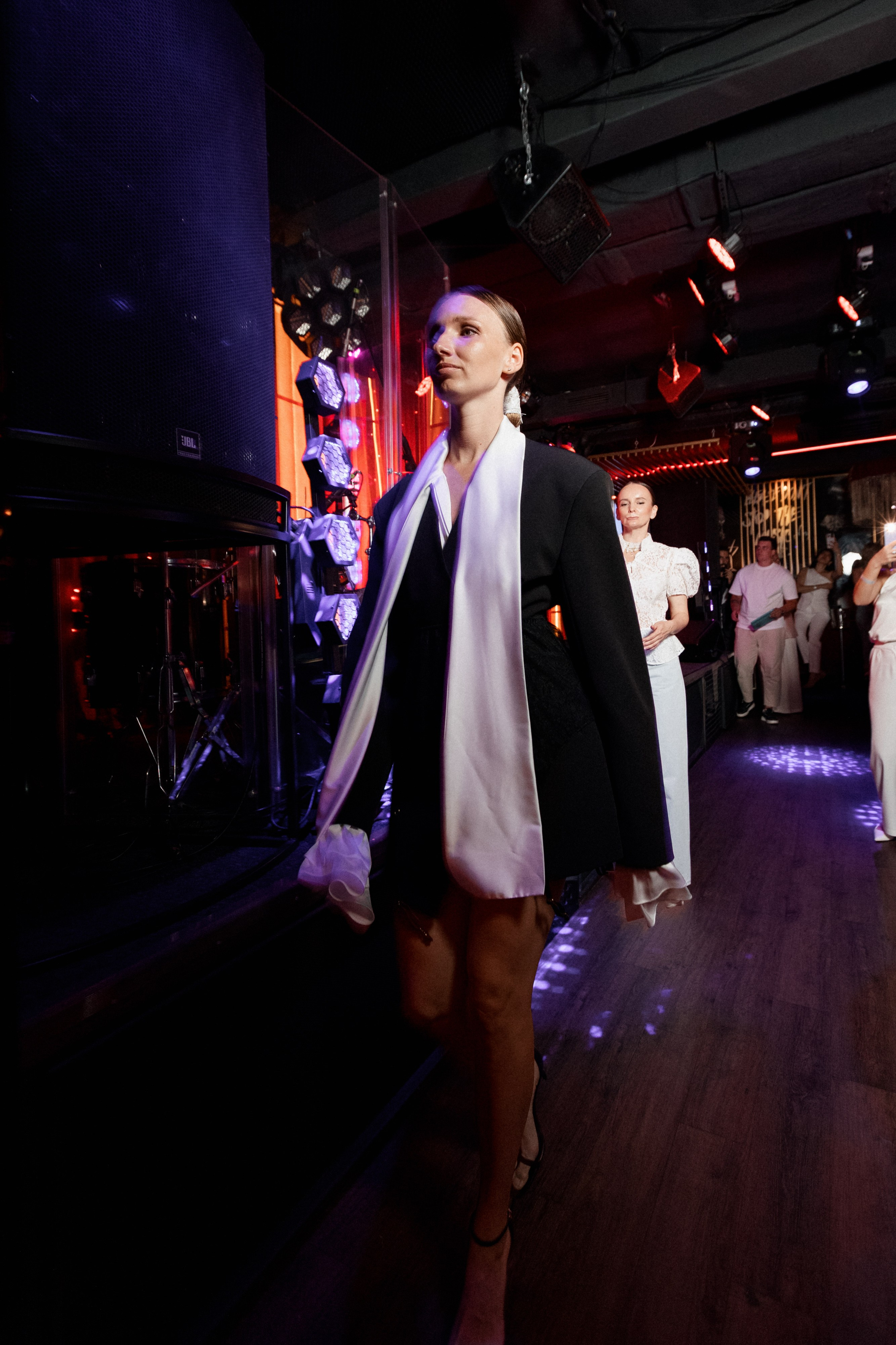 ELE AMU x PLUM — Показ новой коллекции брендов. СВОИ. ФОТООТЧЕТЫ-СОБЫТИЯ-МЕСТА