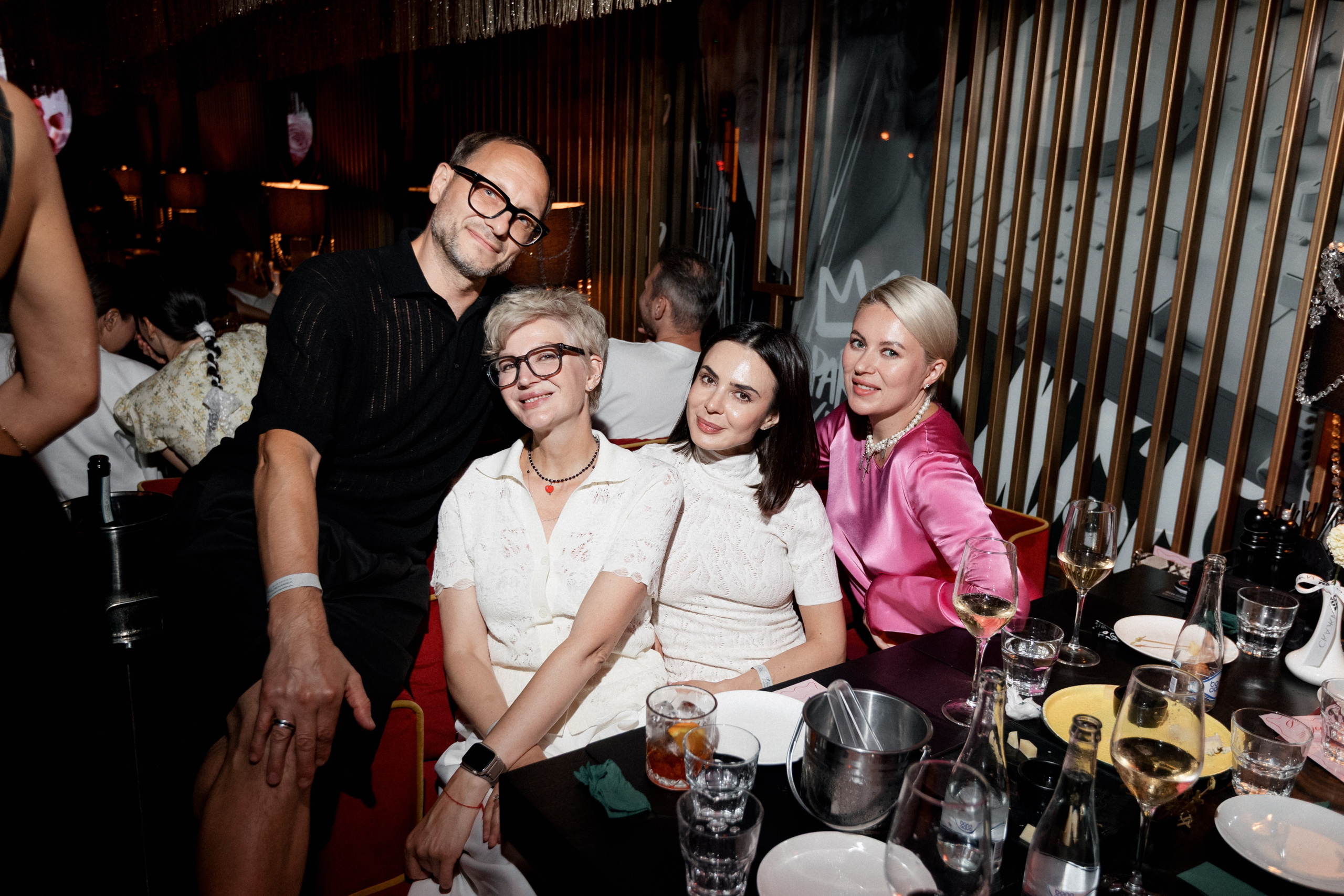 ELE AMU x PLUM — Показ новой коллекции брендов. СВОИ. ФОТООТЧЕТЫ-СОБЫТИЯ-МЕСТА