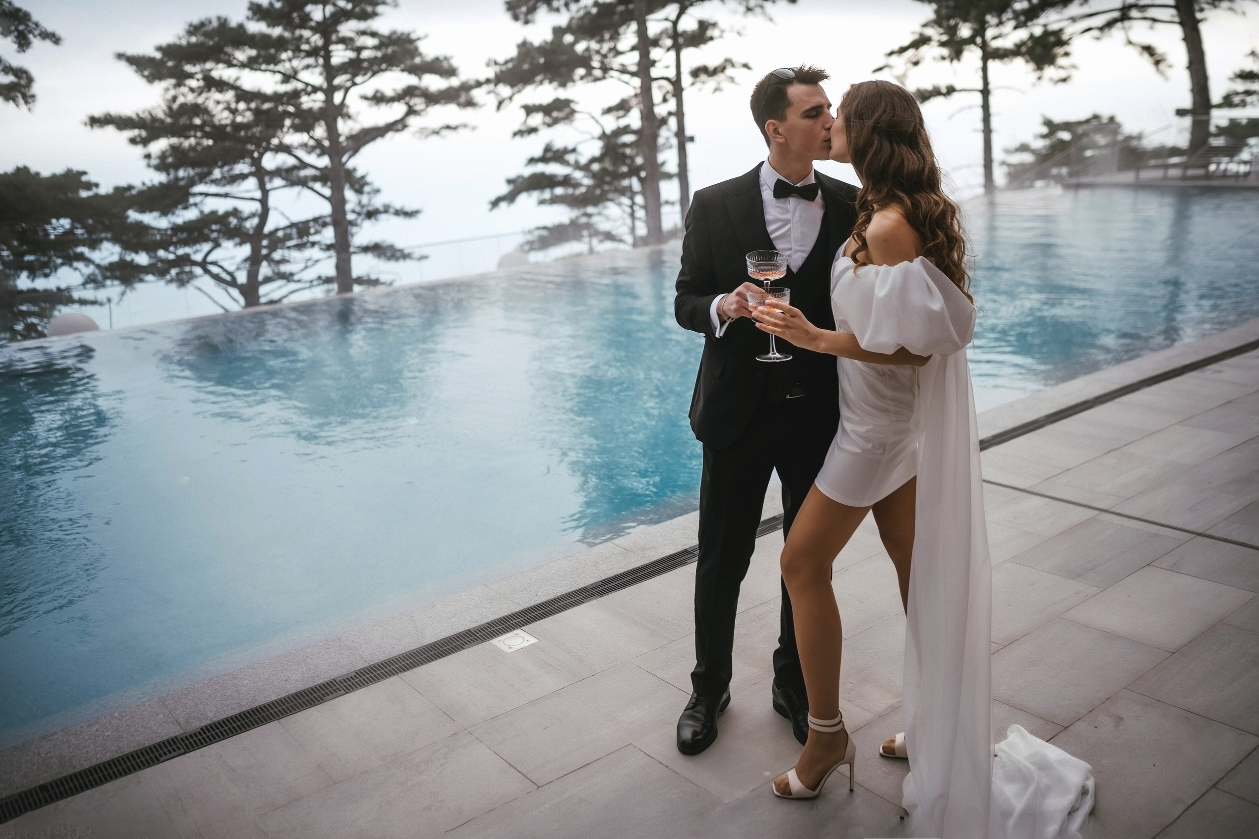 Свадебная фотосессия в отеле Паласа ( Крым). Свадебный и семейный фотограф и видеограф, Крым, Москва, Санкт -Петербург