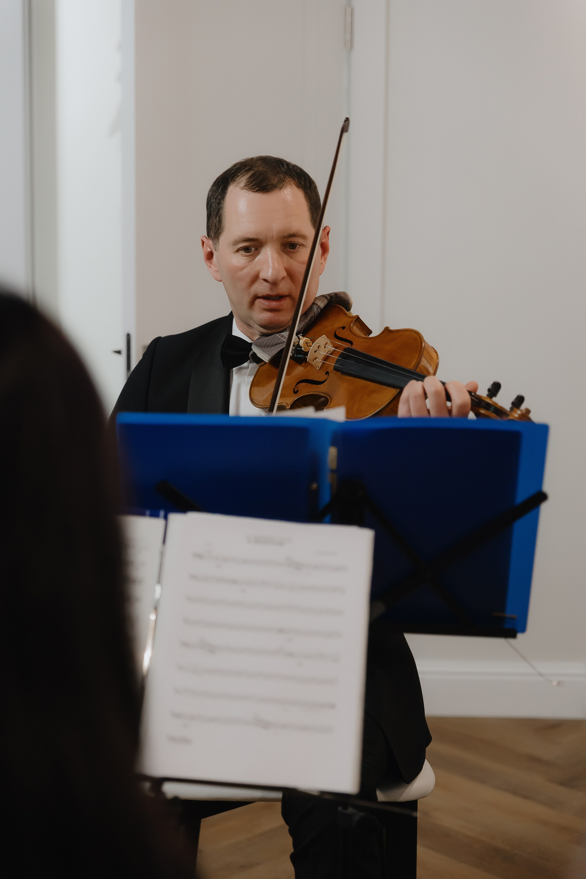 Открытие нового пространства интерьерного салона L. DECO в феврале 2025. L. Deco интерьерный салон. Краски/обои/лепной декор