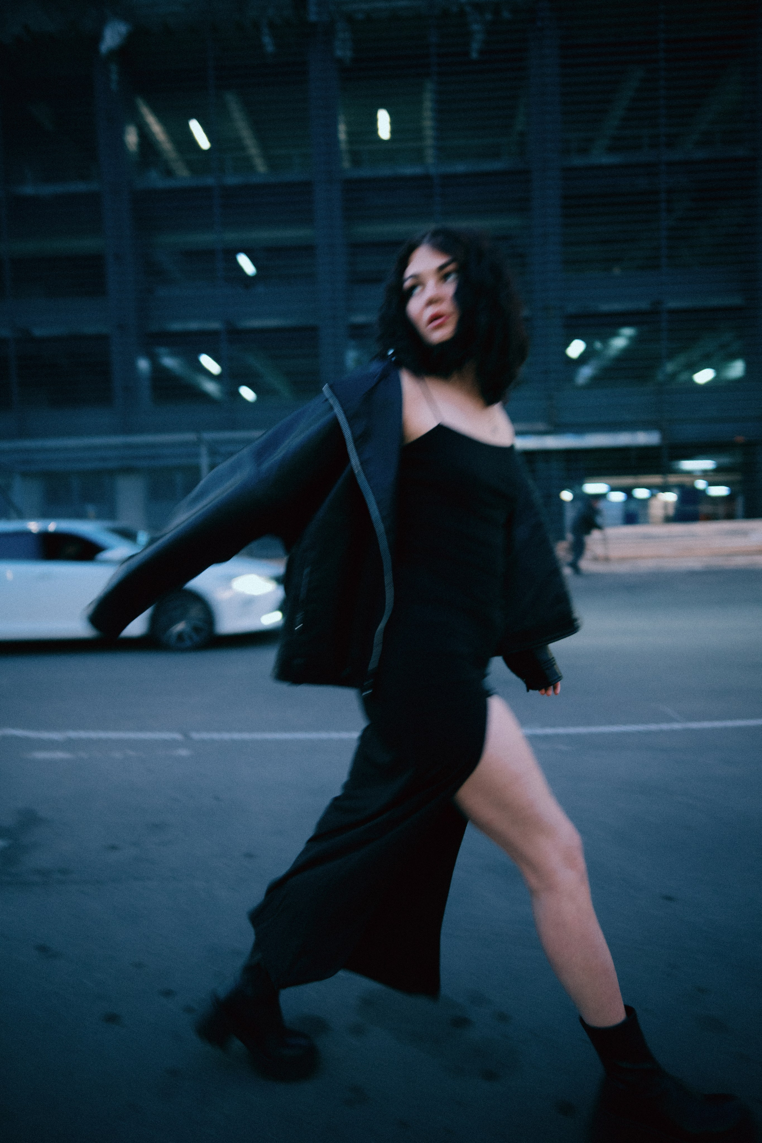 Влада стрит