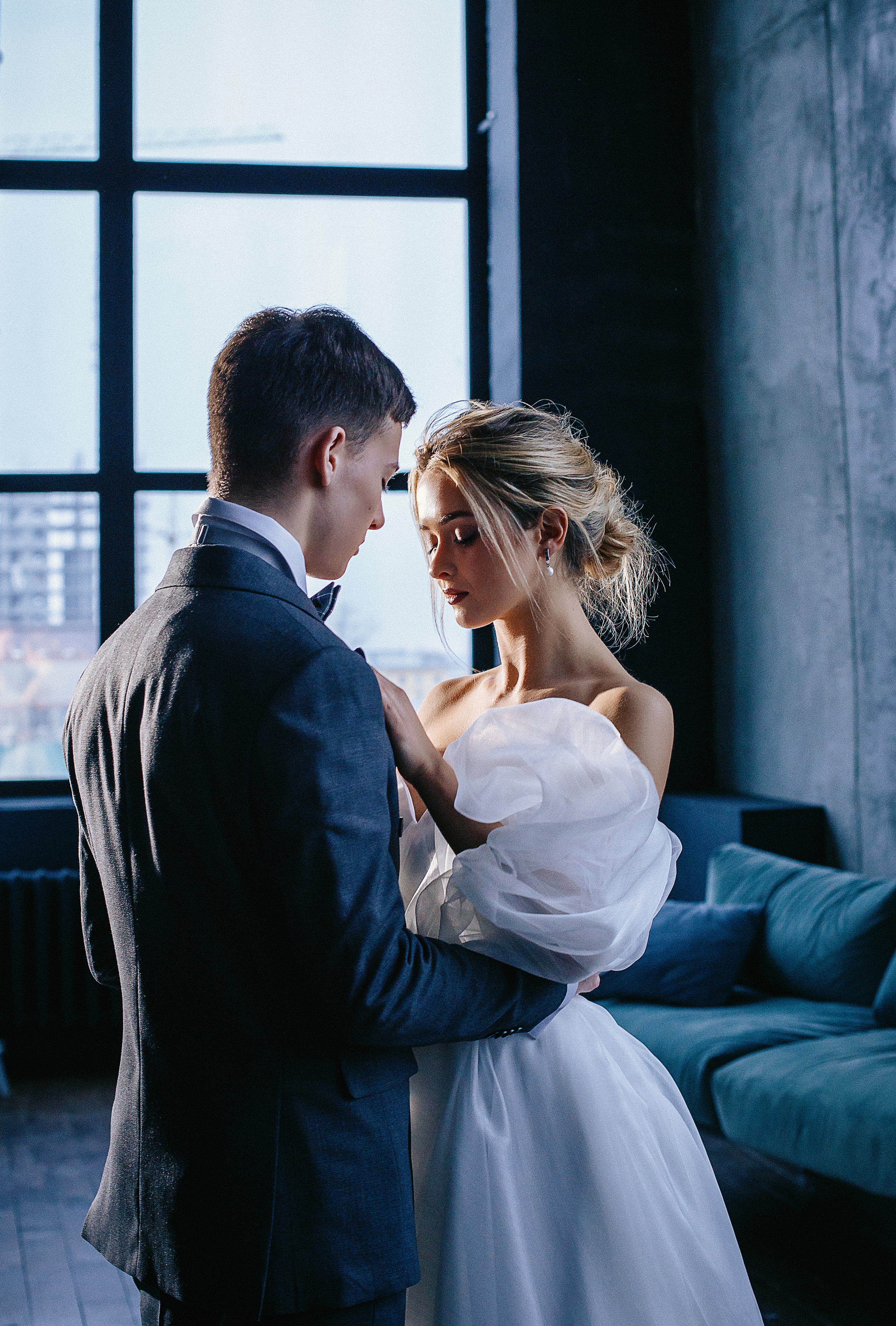 Свадебная съемка в студии. Выпускные альбомы Искитим, Бердск и Новосибирск Крюкова Елена