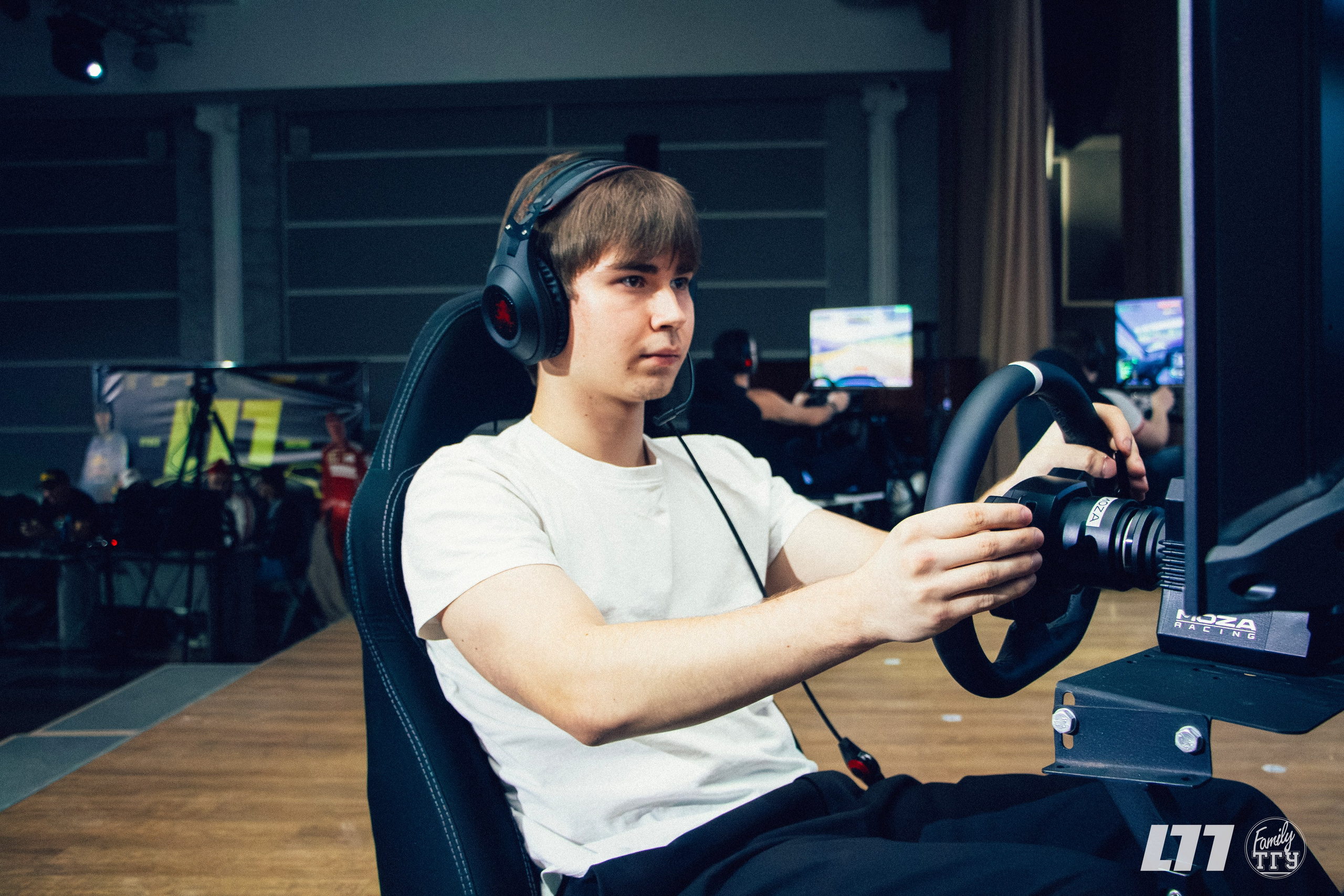 Кубок Тольятти по SIM-RACING 2026. Репортажный и портретный фотограф в Тольятти