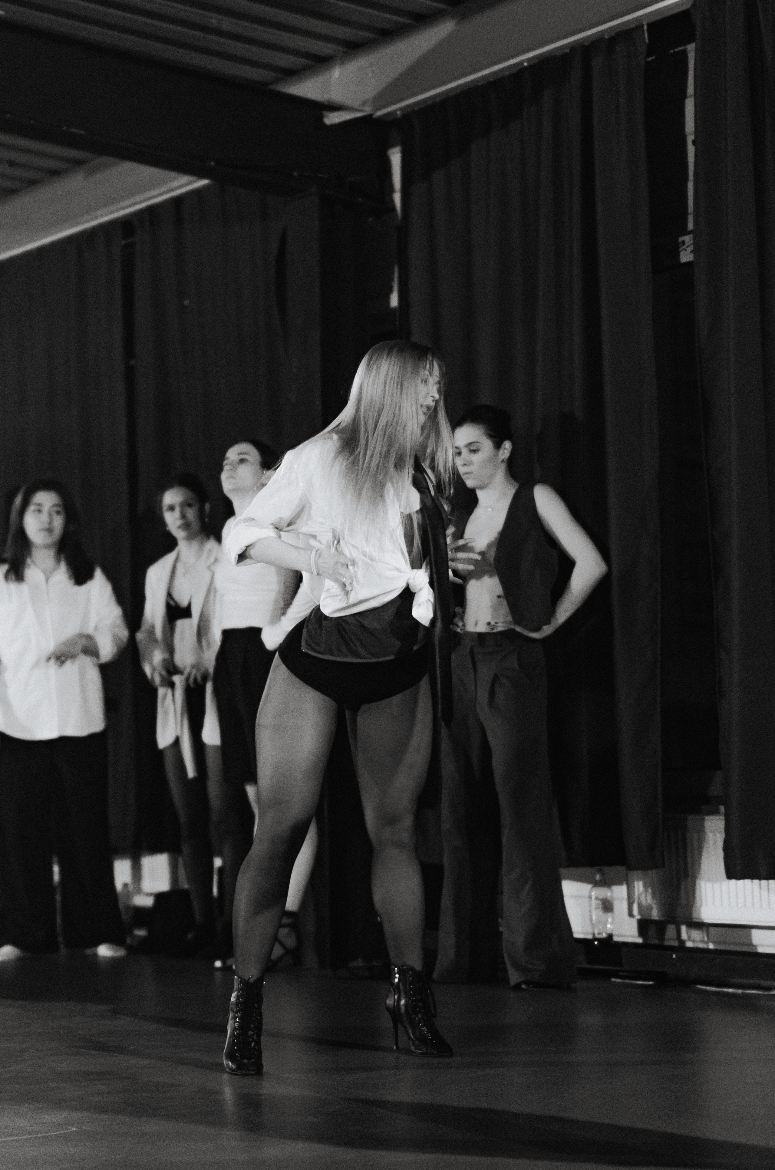 Birthday heels class Екатерины Ингачевой. Денисова Аля — фотограф для парных съемок и индивидуальных историй в Барнауле