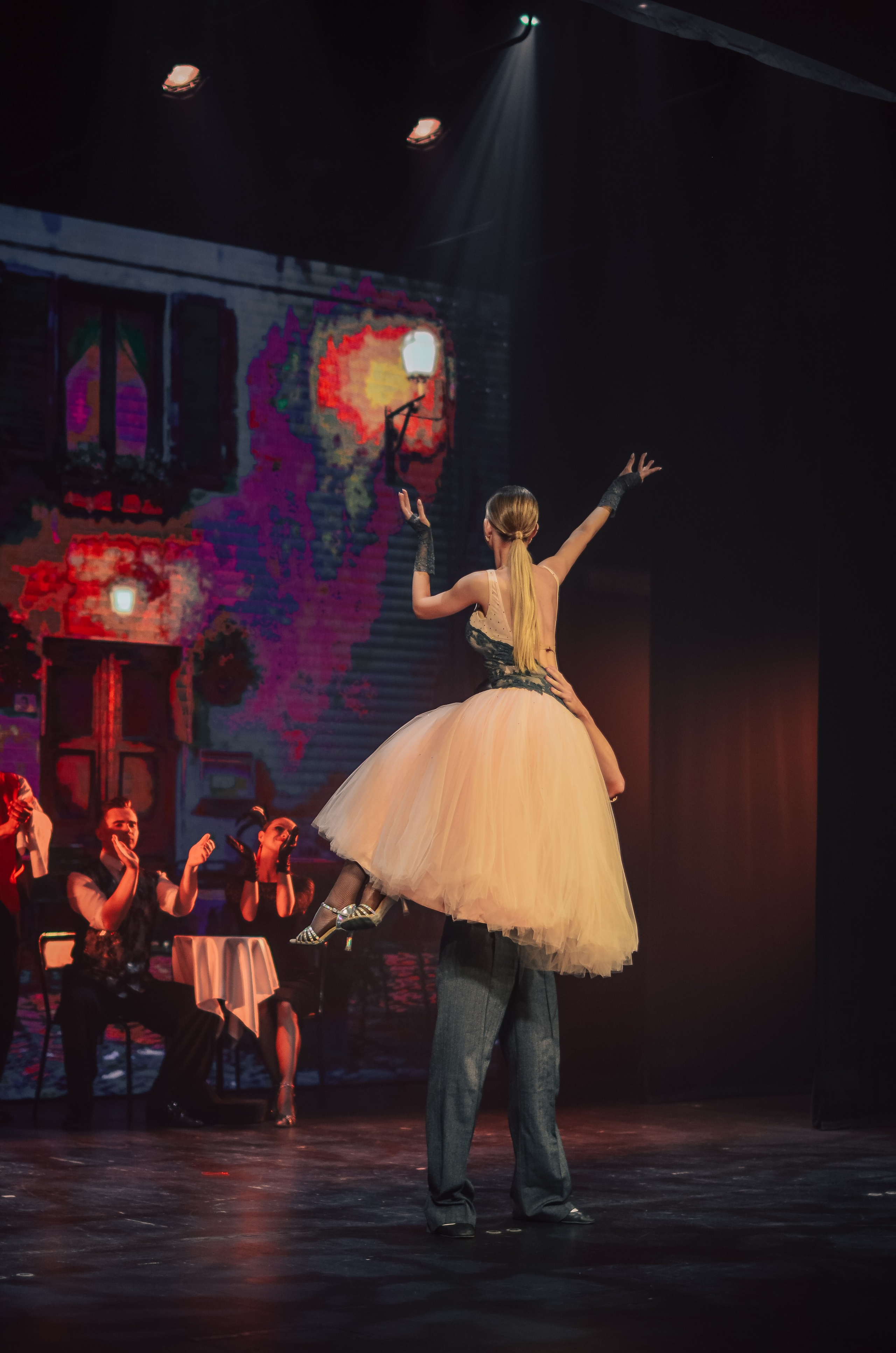 Фоторепортаж танцевального мероприятия. Денисова Аля — фотограф для парных съемок и индивидуальных историй в Барнауле