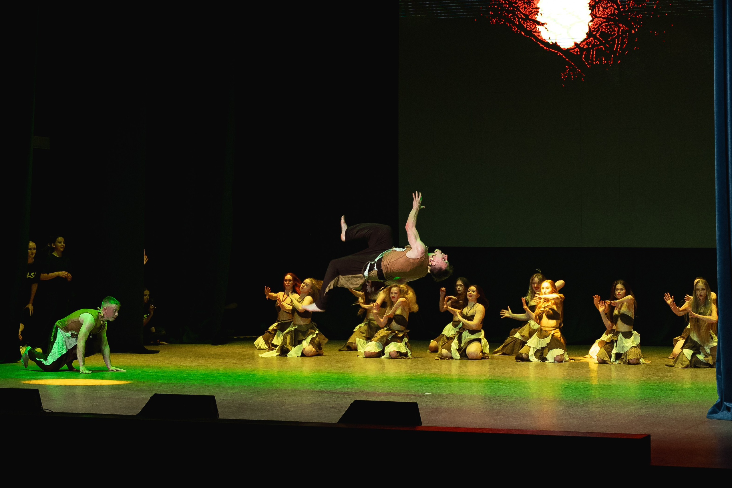 Отчётный концерт танцевально-спортивного клуба «PULSE». Портретный и репортажный фотограф в Воронеже: Анастасия Пузикова