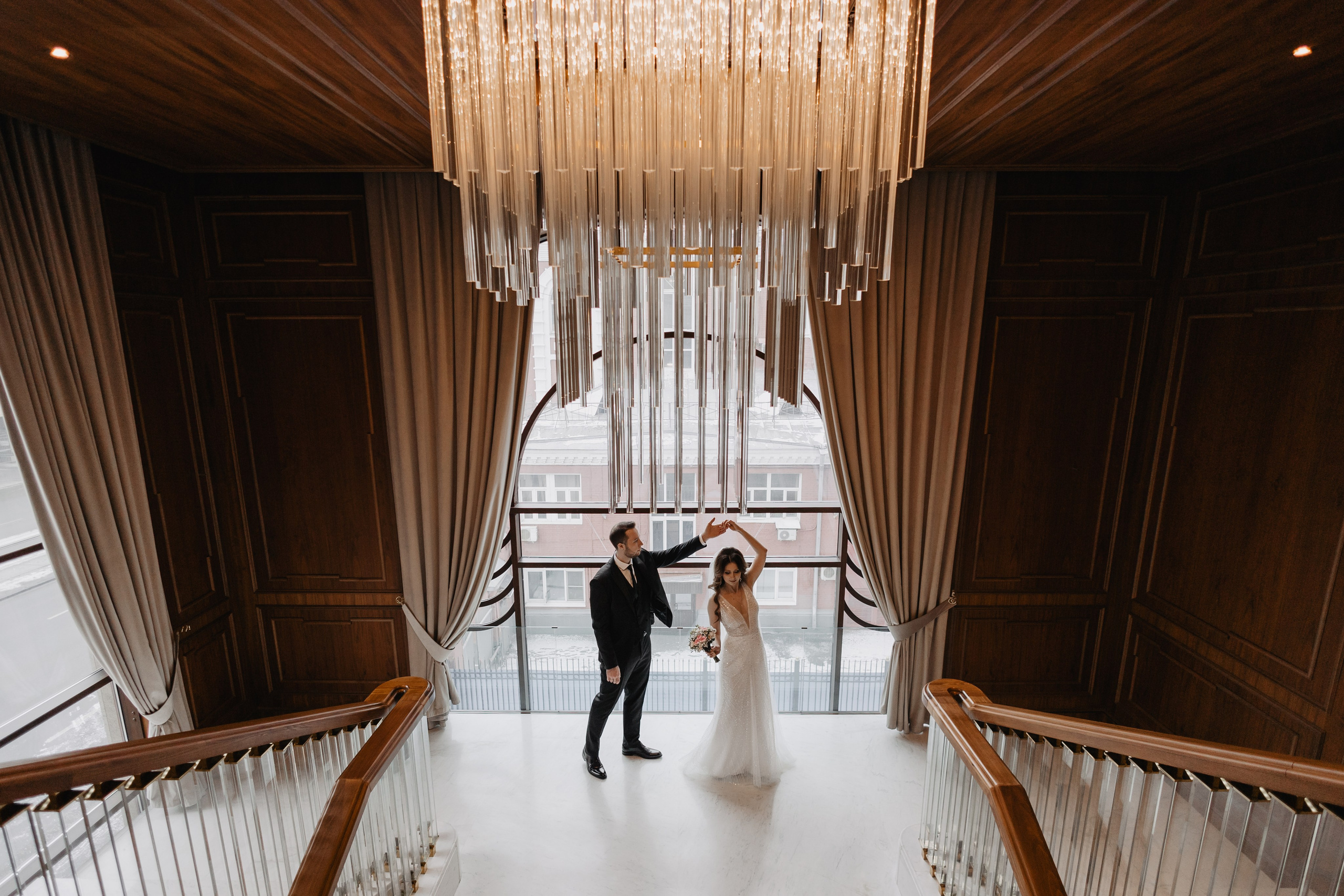 Свадебная фотосессия в отеле Марриотт Империал Плаза