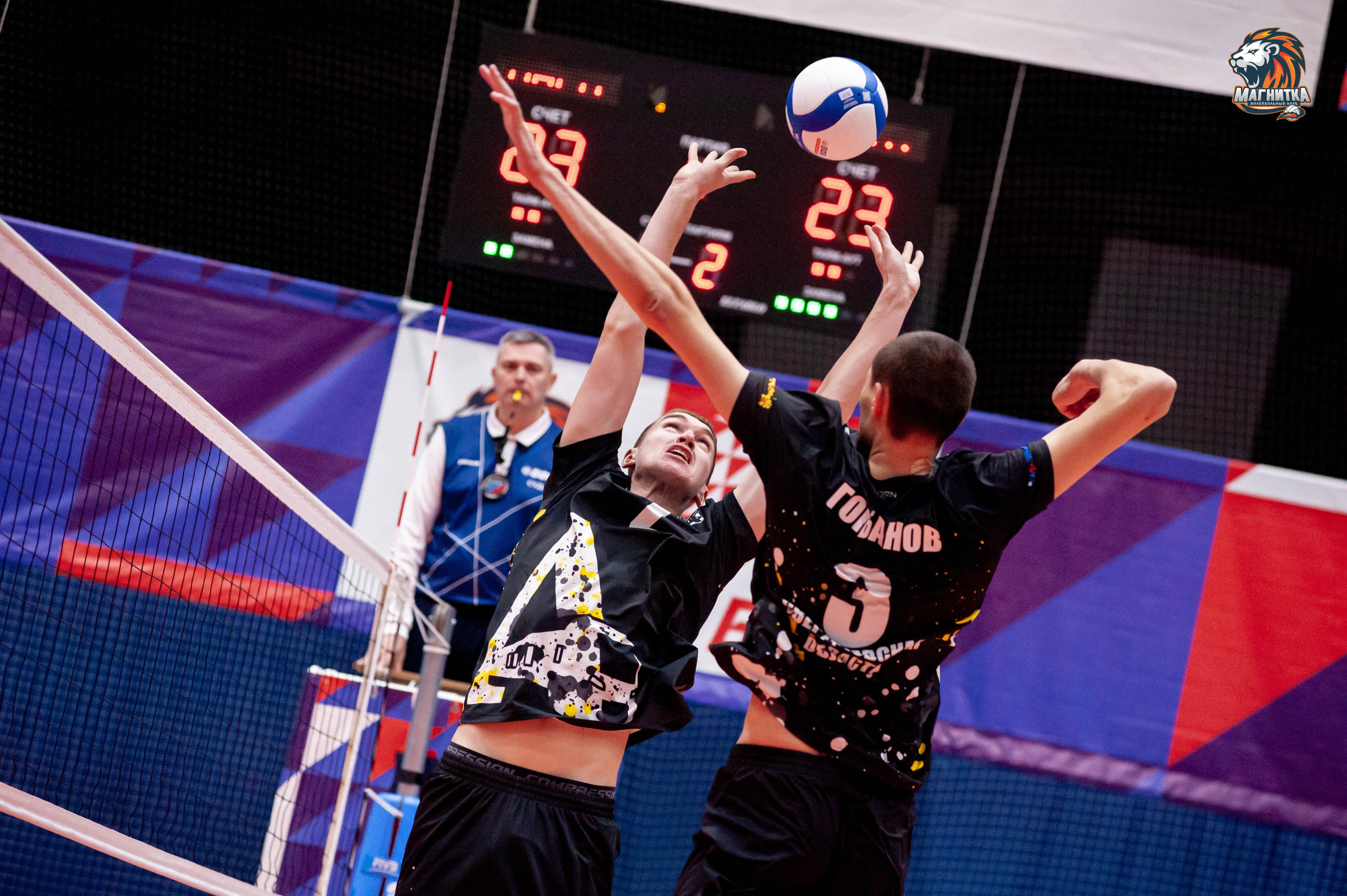 Чемпионат России по волейболу. Высшая лига А. Магнитка — Локомотив-Изумруд. Фотограф Магнитогорск Данил Семенов