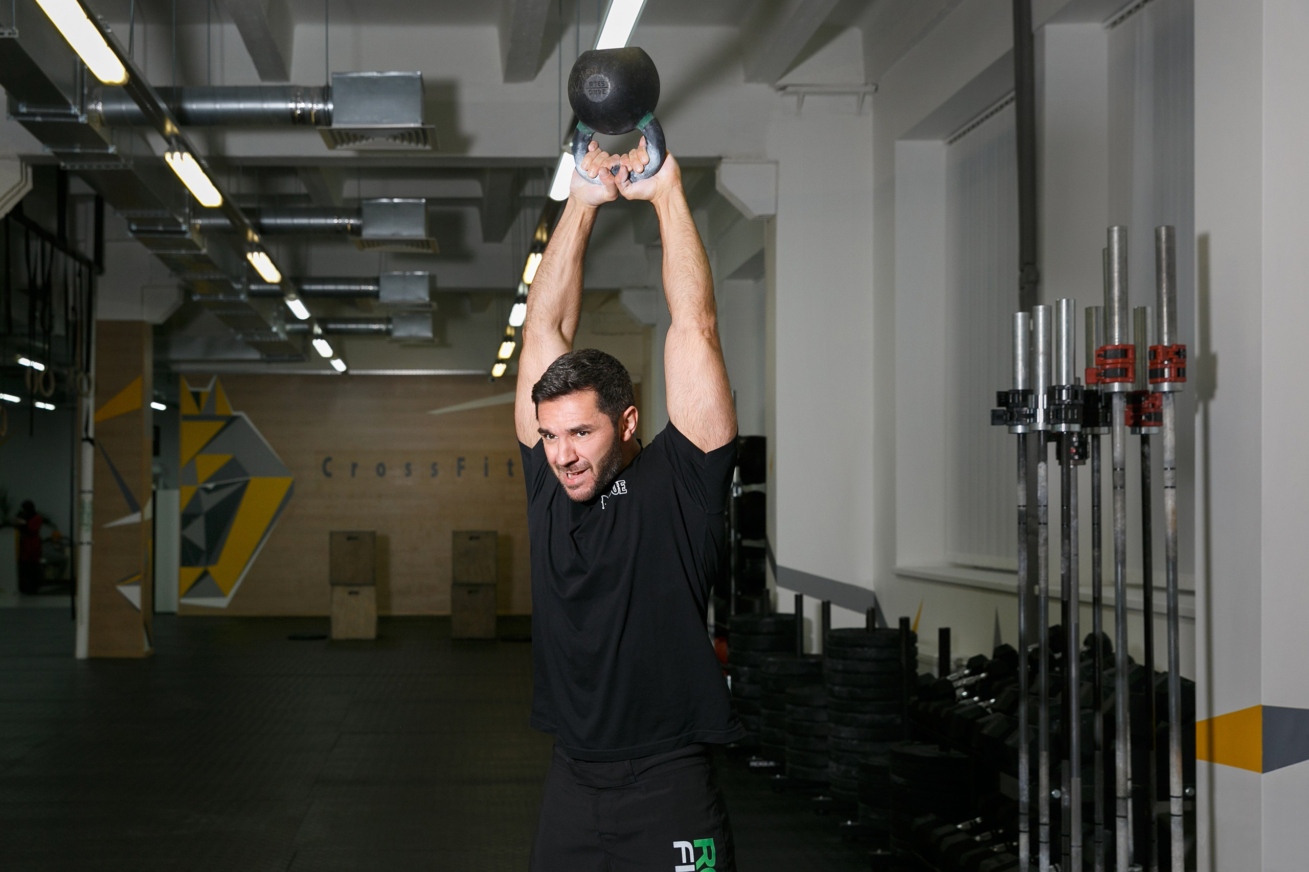 Спортивная фотосессия для bodybuildingillustrated.ru. Профессиональный фотограф в Санкт-Петербурге. Сергей Пушкин