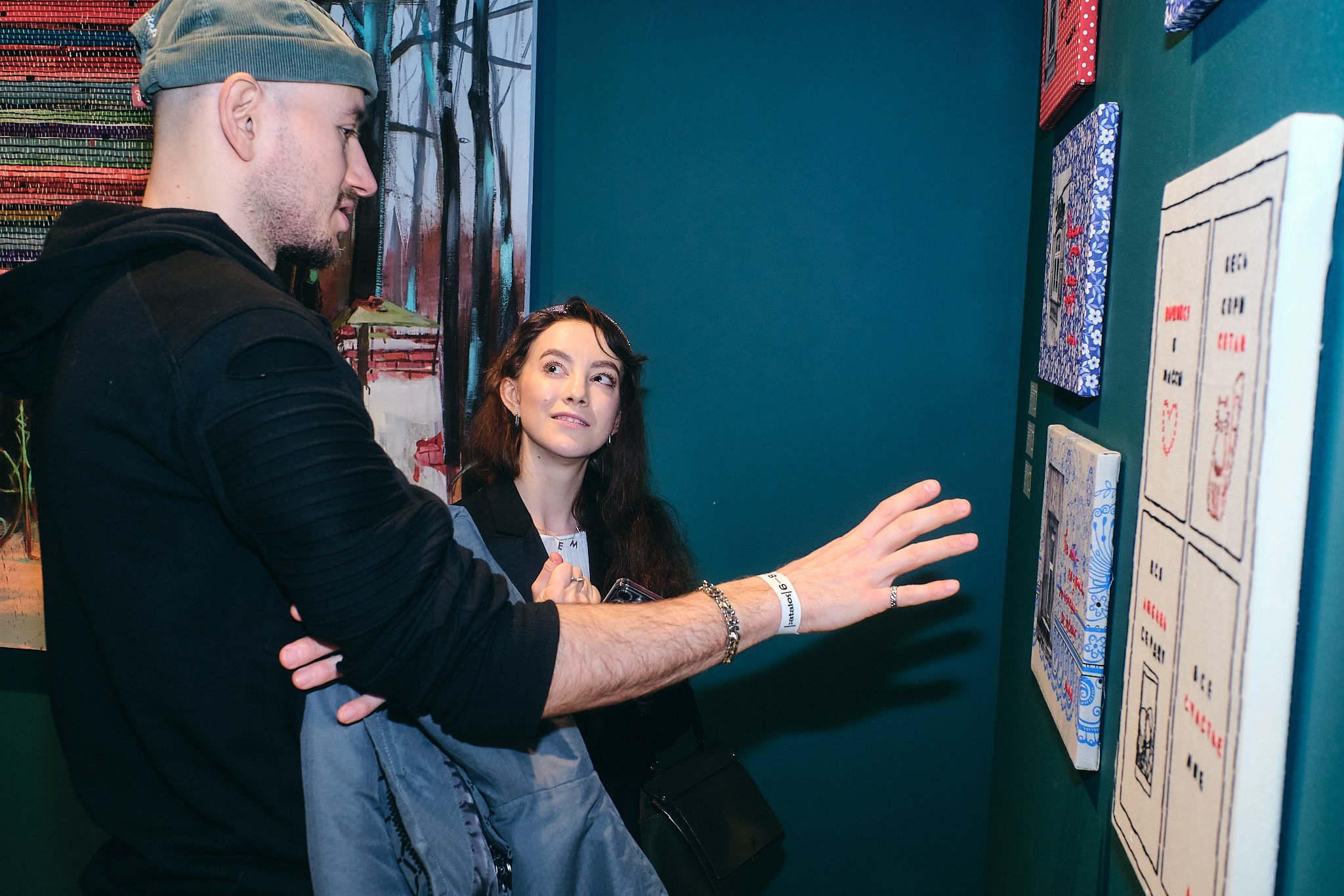 Выставки. Привет! Меня зовут Слава Кравец, я репортажный фотограф в Московском регионе