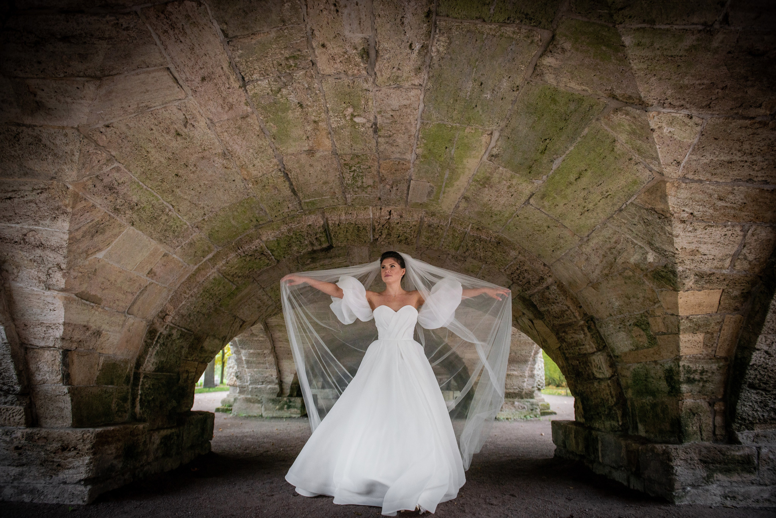 Осенняя свадебная прогулка в Екатерининском парке в Пушкине. Портретный, семейный и свадебный фотограф в Санкт-Петербурге и в Пушкине Ширяев Денис