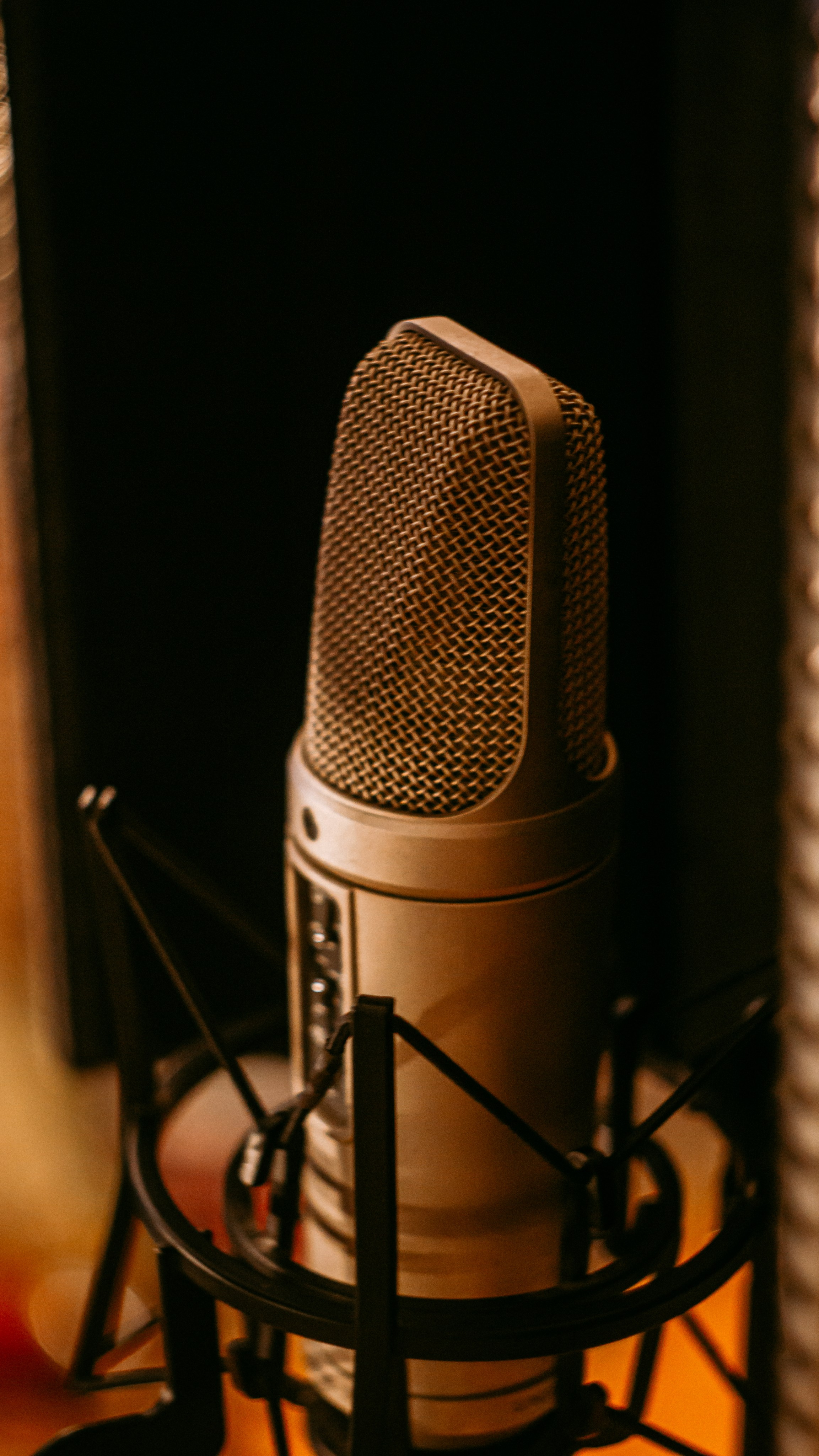 Фотосъемка записи песни в студии. ФОТОГРАФ В МОСКВЕ ЛЮДМИЛА СТРОКОВА