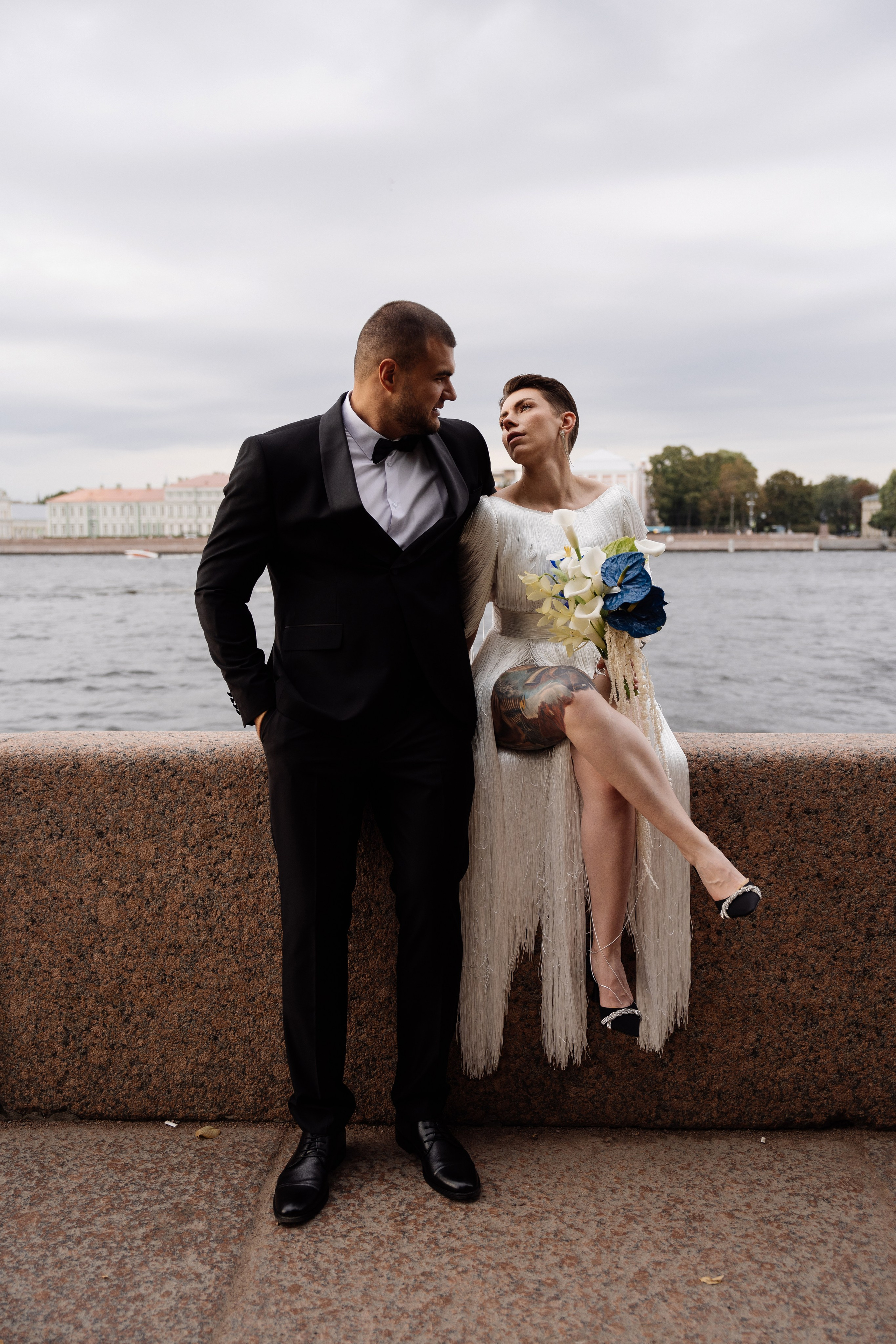 Свадьба в сошиал клабе. Свадебный фотограф организатор в Санкт-Петербурге Ассоль Опарина