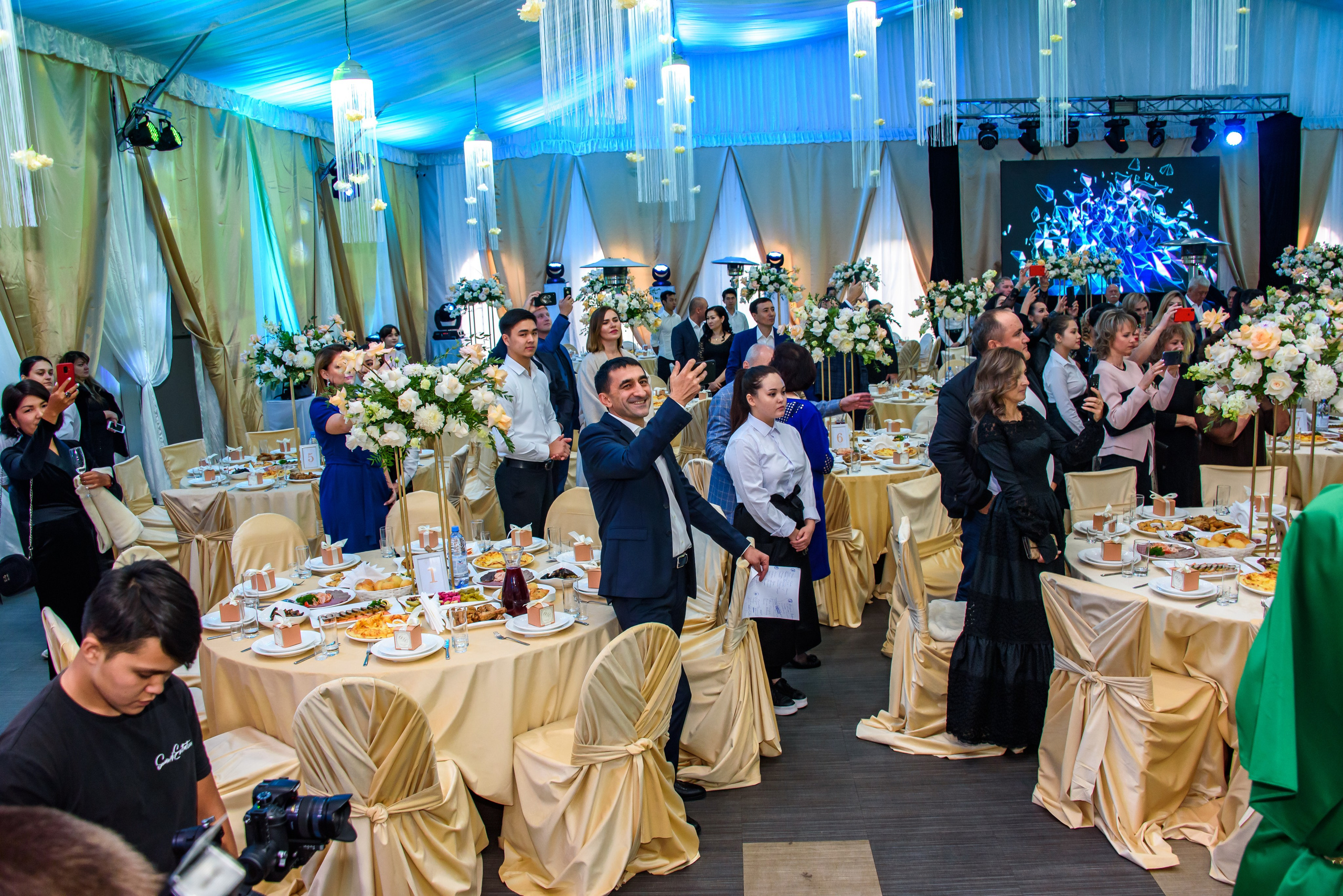 Свадьба. Фотосъёмка. Фотограф Сергей Авдеев-семейный и детский фотограф в Алматы