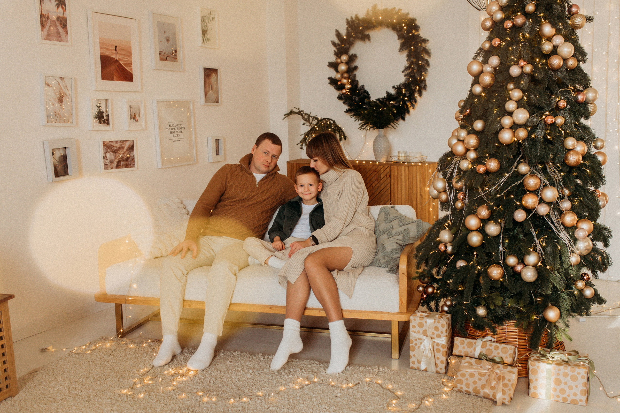 Семейная Новогодняя в студии. Фотограф Тверь. Свадебные, семейные, индивидуальные фотосессии
