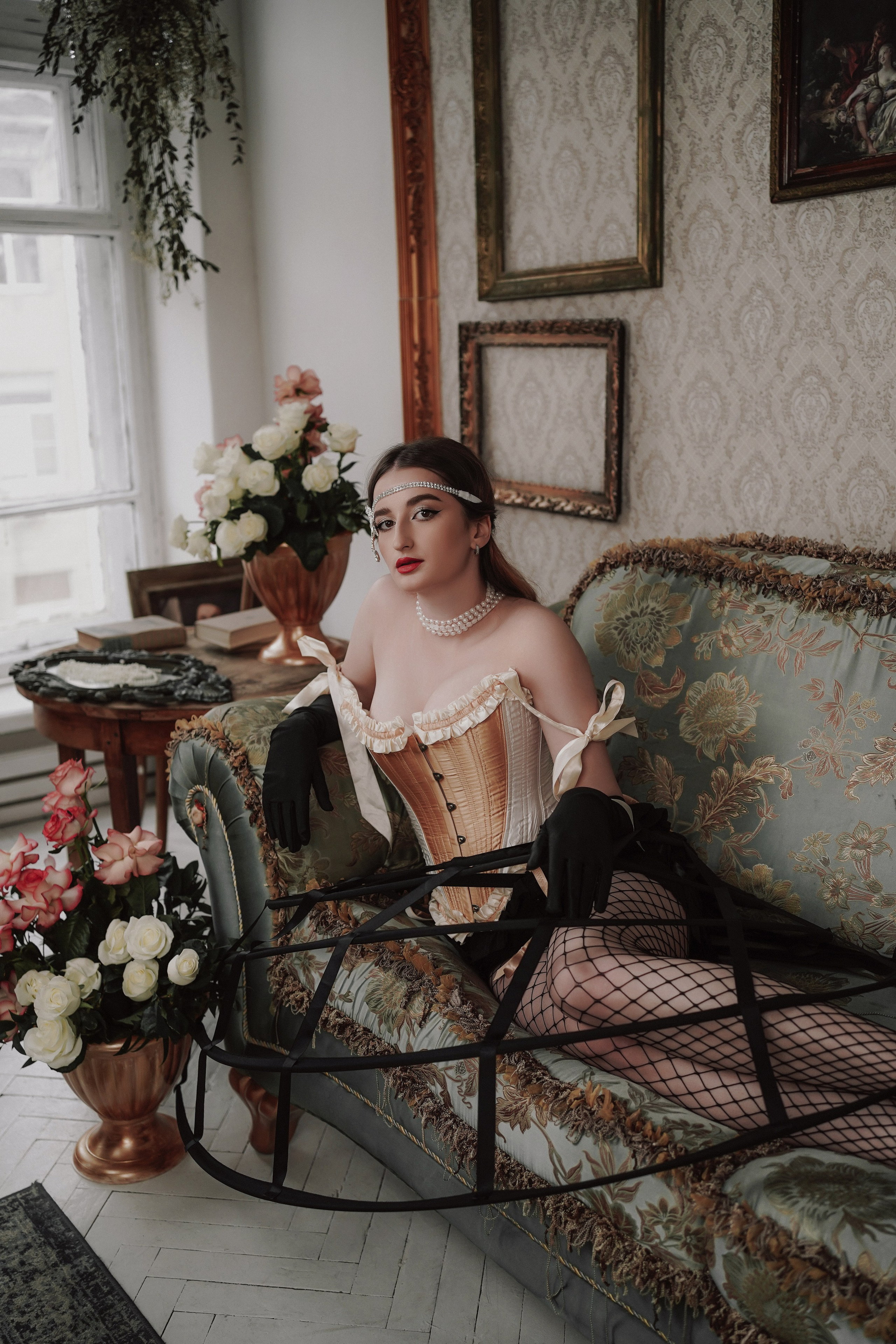 Фотостудия Белая комната. Женский фотограф в Ростове-на-Дону.Фотосессия Гэтсби. Свадебный фотограф в Ростове-на-Дону. Таинство Крещения и Венчания, семейные фотосессии. Алёна Чёботова