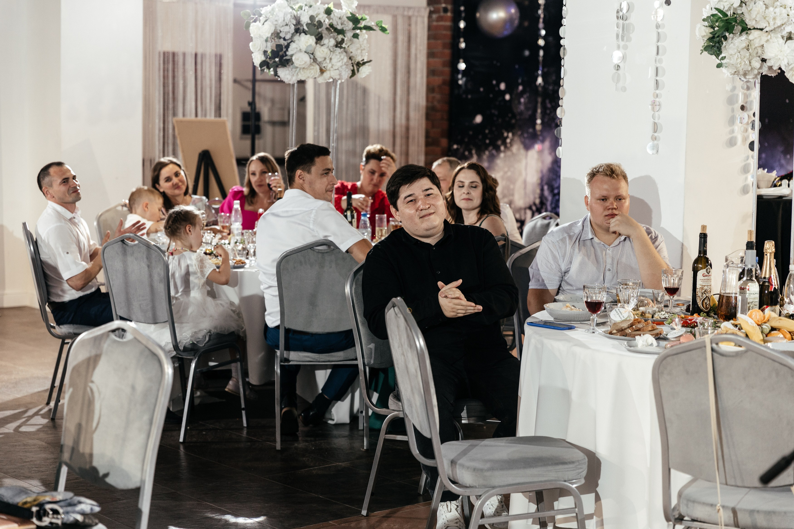 Свадебный фотограф Уфа — Руслан ГабдлисламовЖивые эмоции, красивые кадры, воспоминания на всю жизнь.Работаю по всей Республике Башкортоста. Свадебный фотограф Уфа Руслан Габдлисламов