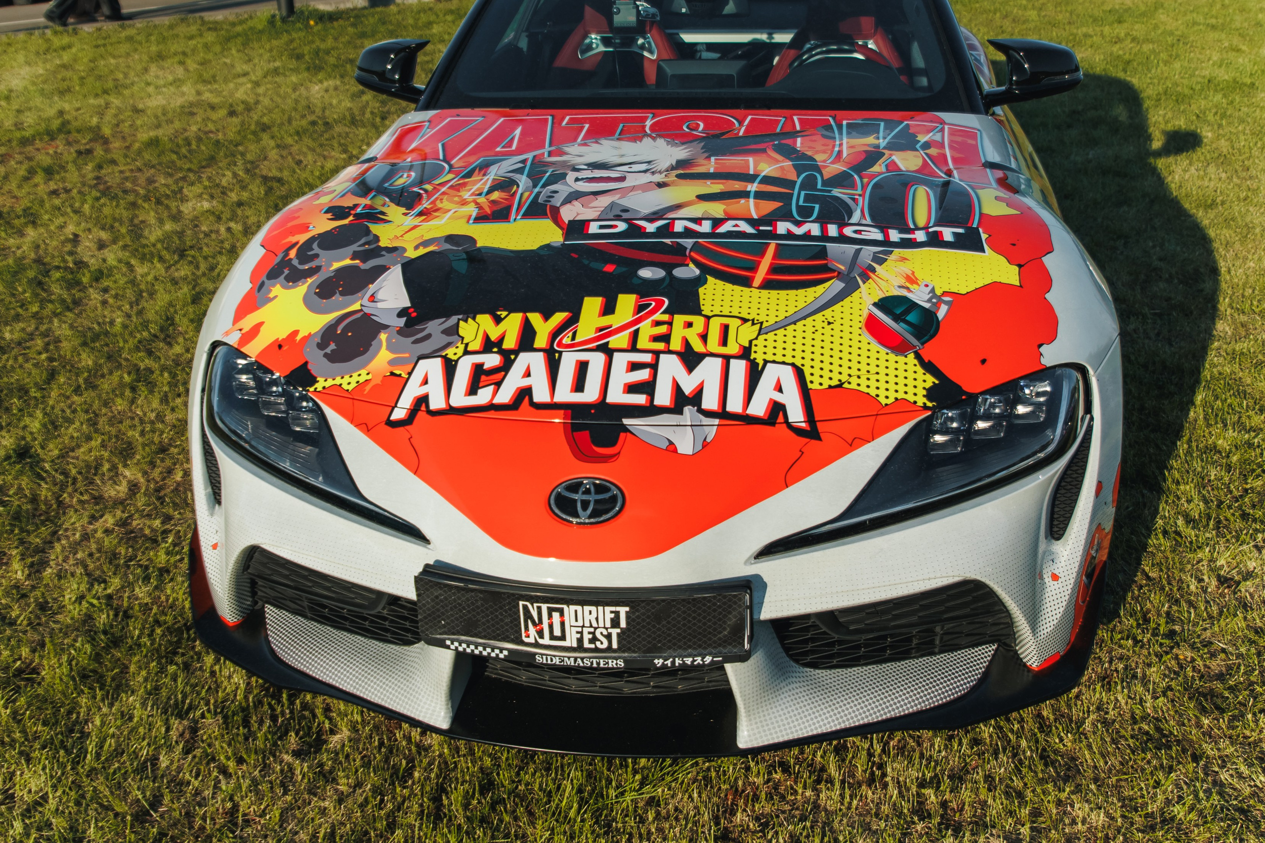 Выставка и дрифт машин. Репортажный фотограф. Москва. Алина Ланская