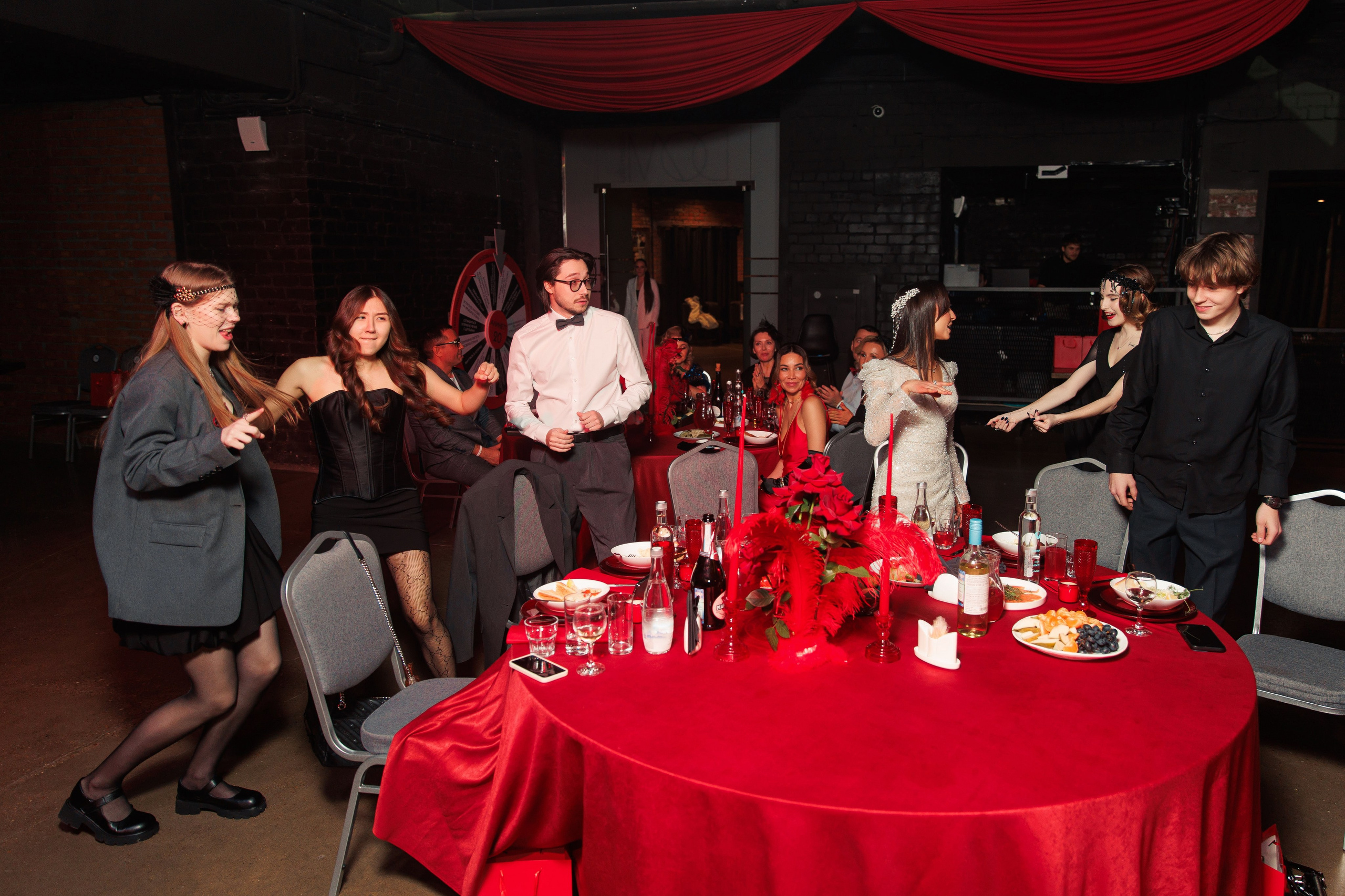 День Рождения в стиле Moulin Rouge. Репортажный и свадебный фотограф в Уфе Павел Кожевников