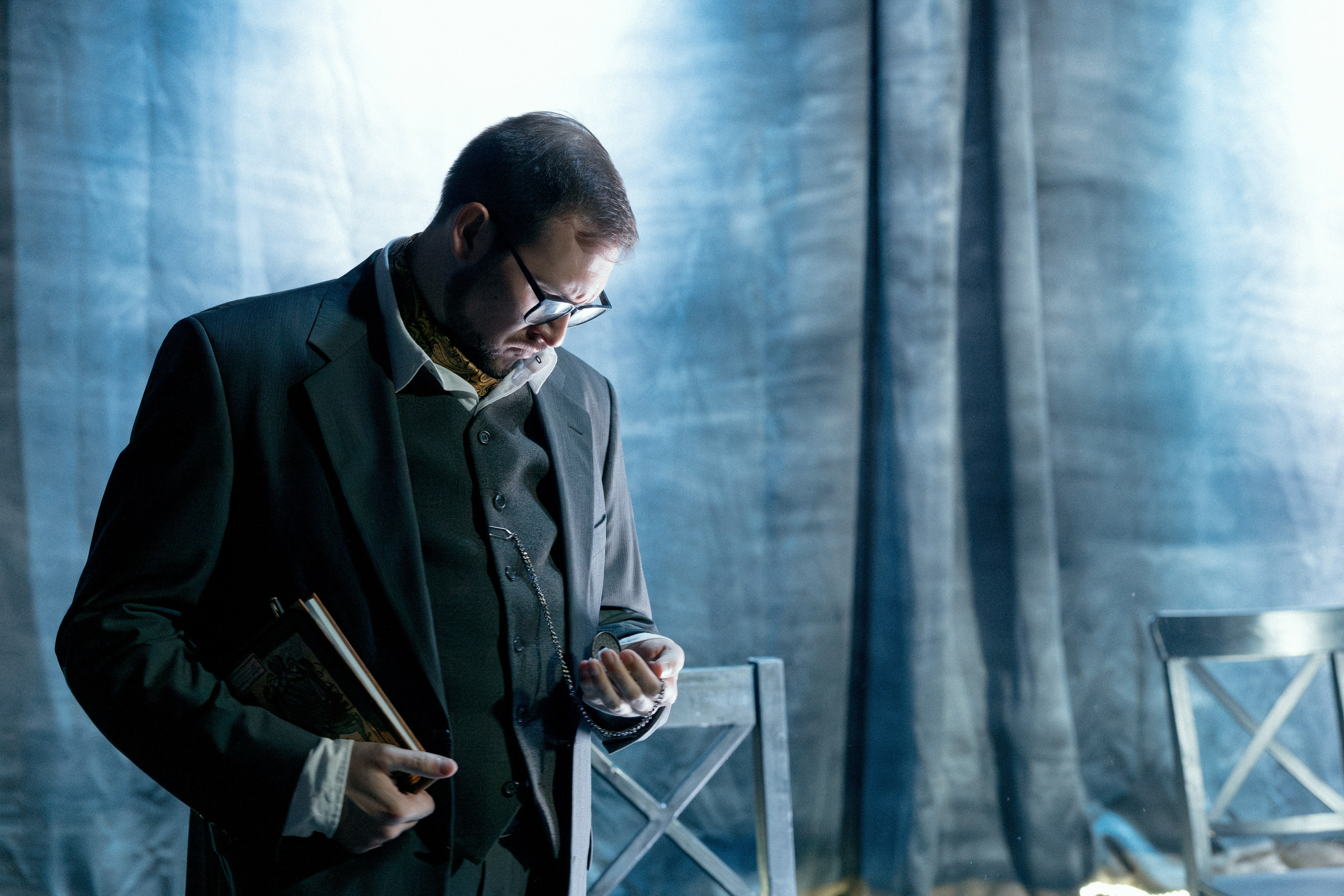 Спектакль «Женитьба». Репортажный и портретный фотограф Андрей Гаровский